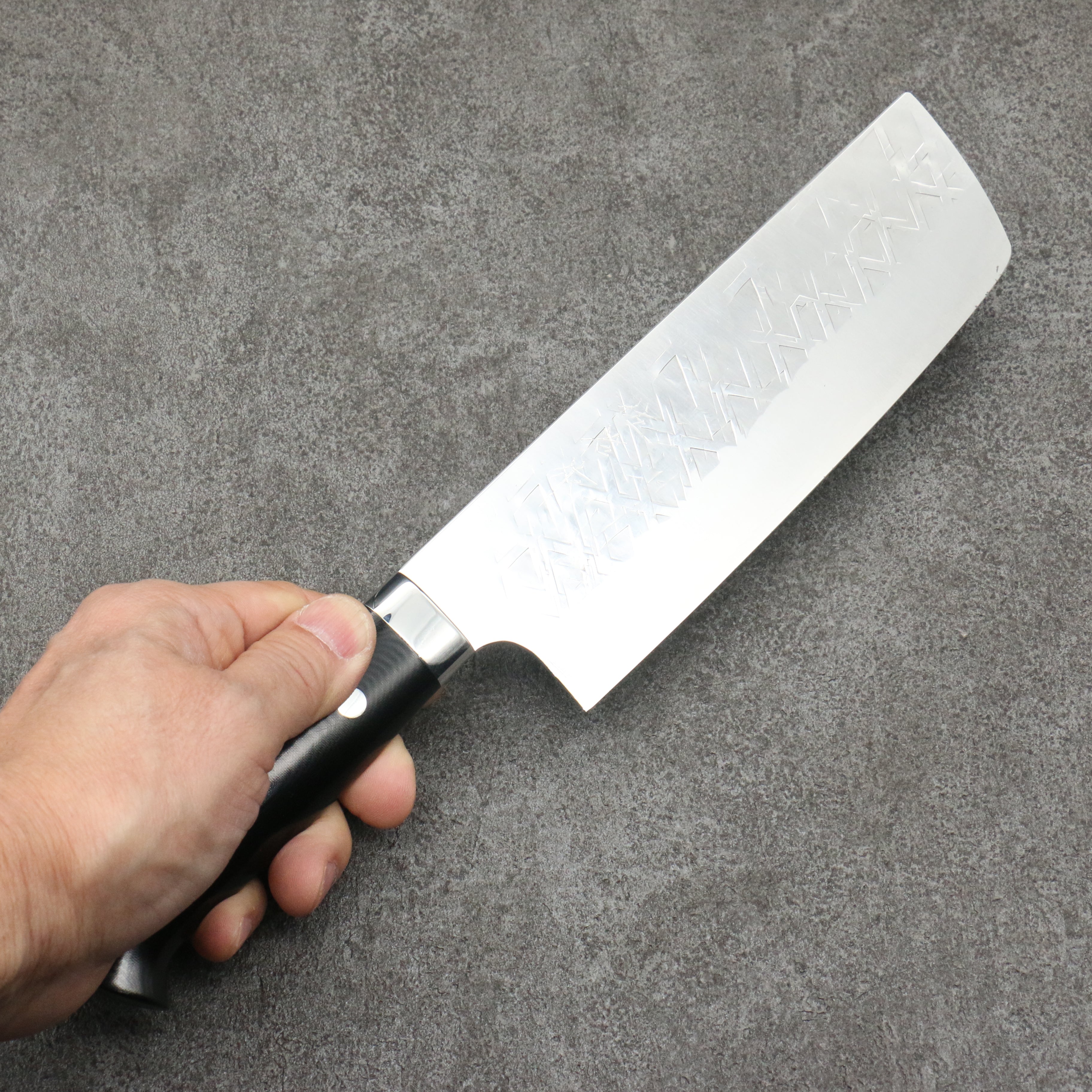 Takeshi Saji SRS13 Hammered Nakiri180mm Black Micarta Handle - Seisuke Knife