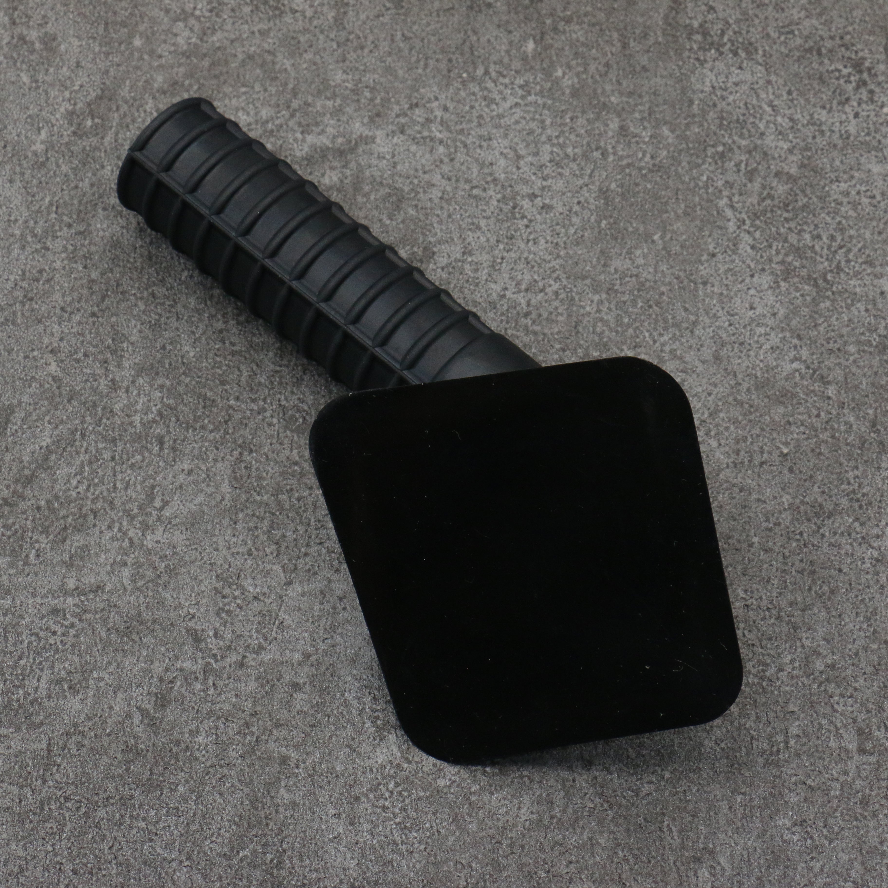 Uroko Toru Fish Scaler Rubber 210mm x 110mm x 100mm - Seisuke Knife