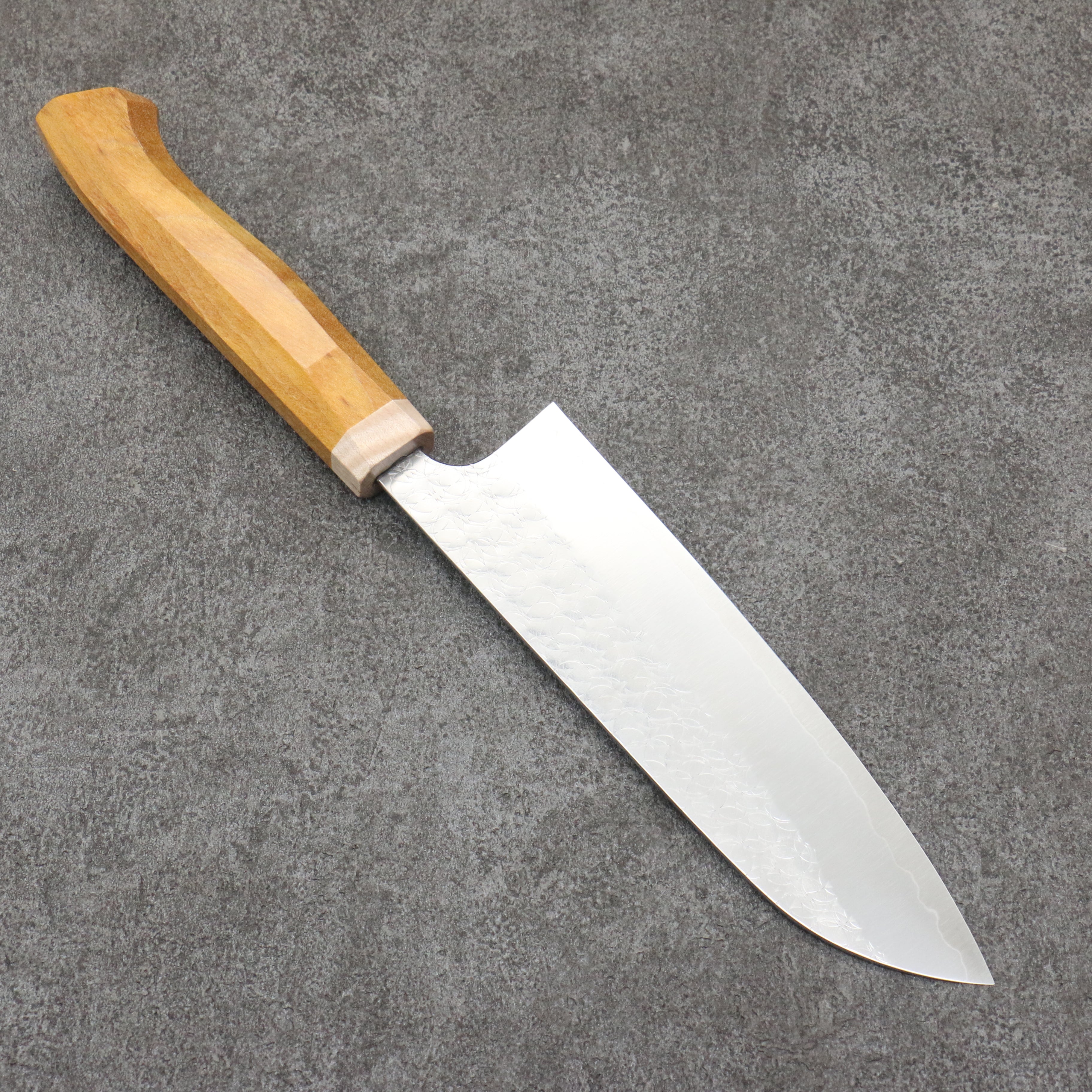 Yoshimi Kato Minamo SG2 Hammered Santoku 170mm Western style (yellow) Handle - Seisuke Knife