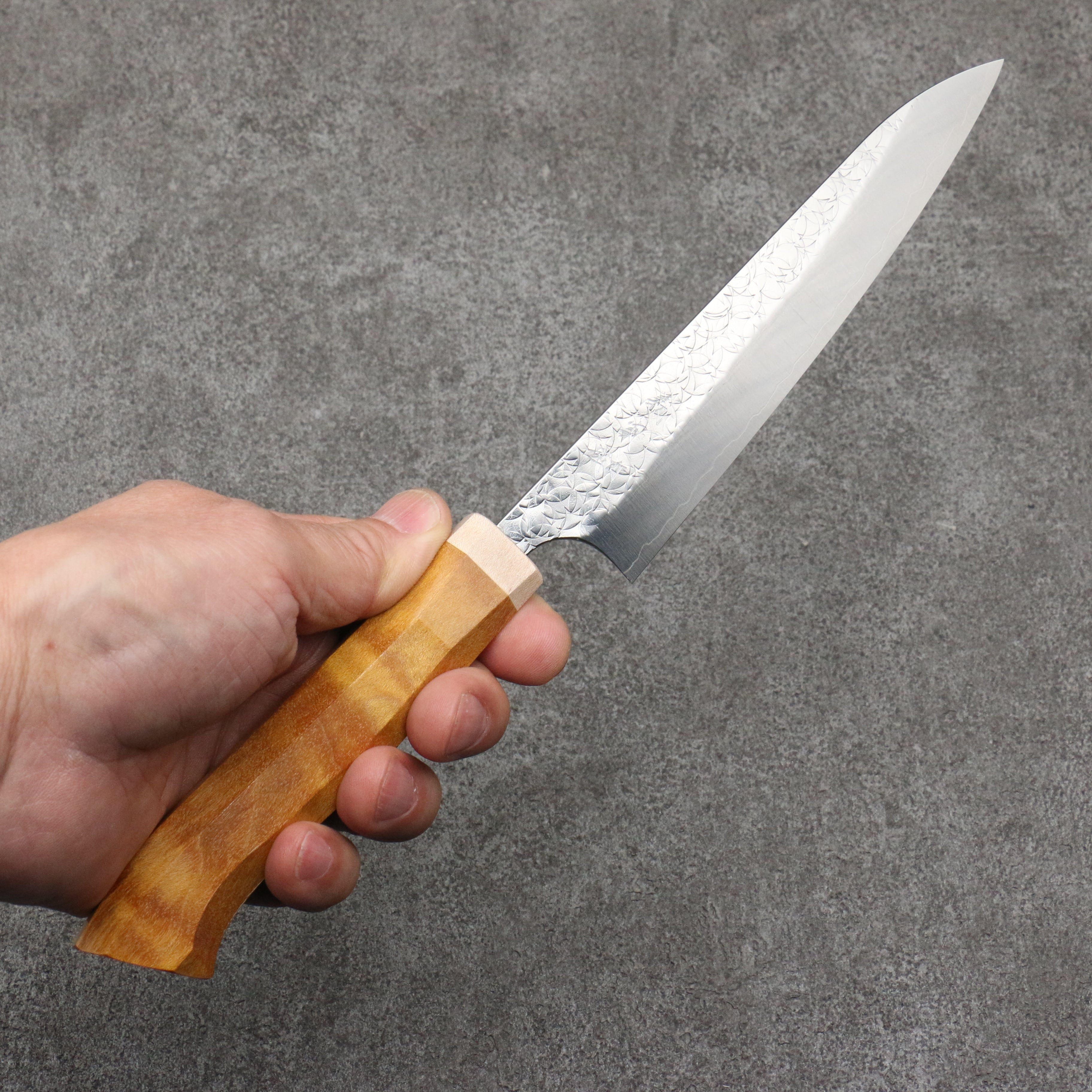 Yoshimi Kato Minamo SG2 Hammered Petty-Utility 150mm Western style (yellow) Handle - Seisuke Knife