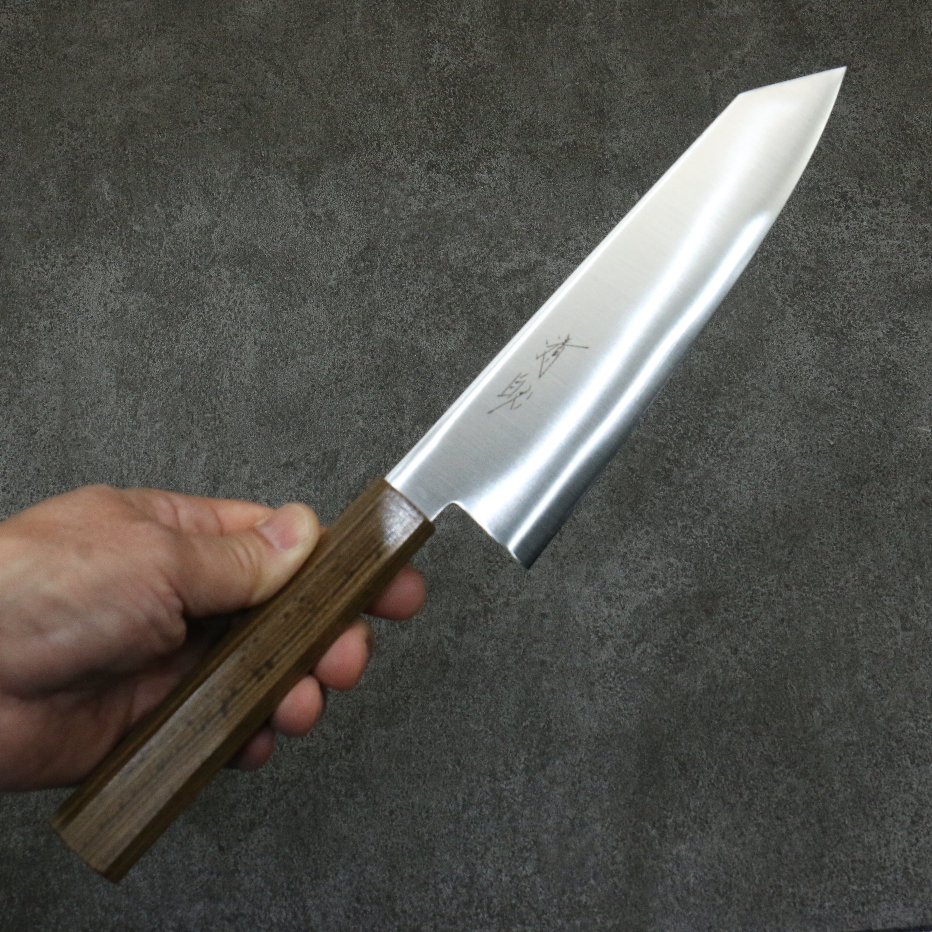Seisuke Stainless Steel Kiritsuke Santoku 180mm Sandalwood (grey) Handle - Seisuke Knife