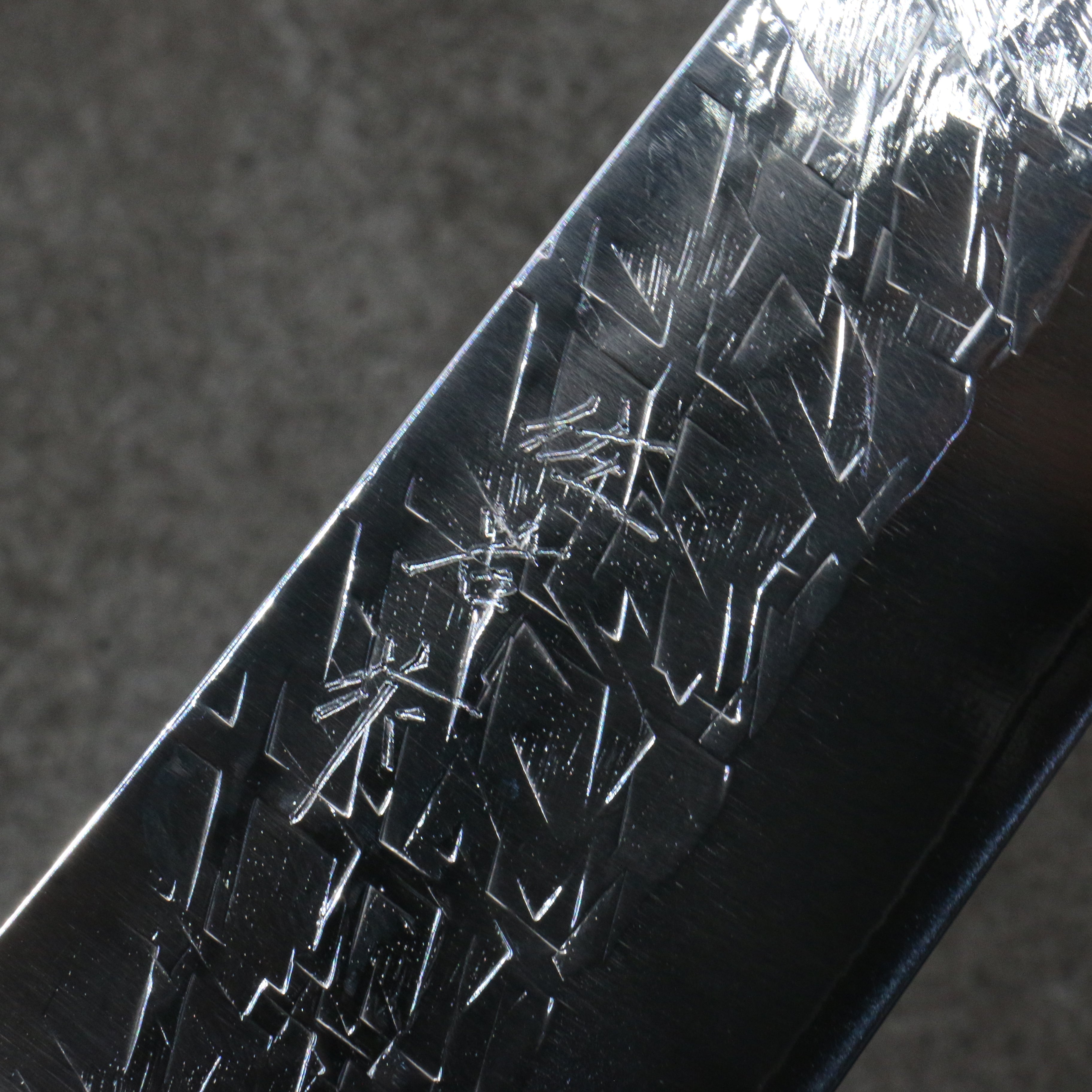 Takeshi Saji New Nomura Style SRS13 Hammered Santoku 180mm Green Micarta Handle - Seisuke Knife