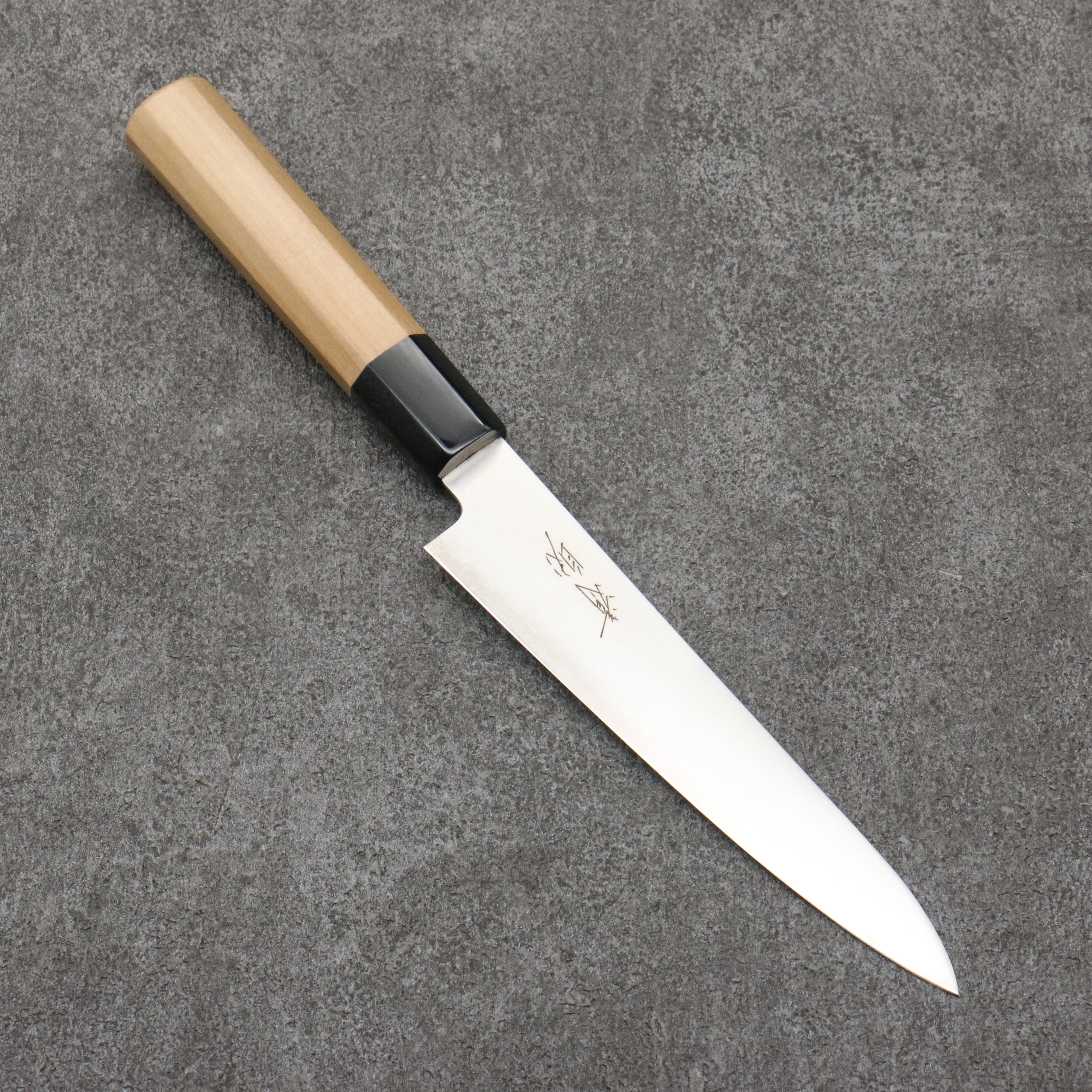 Seisuke Blue Super Migaki Petty-Utility 150mm Walnut Handle - Seisuke Knife