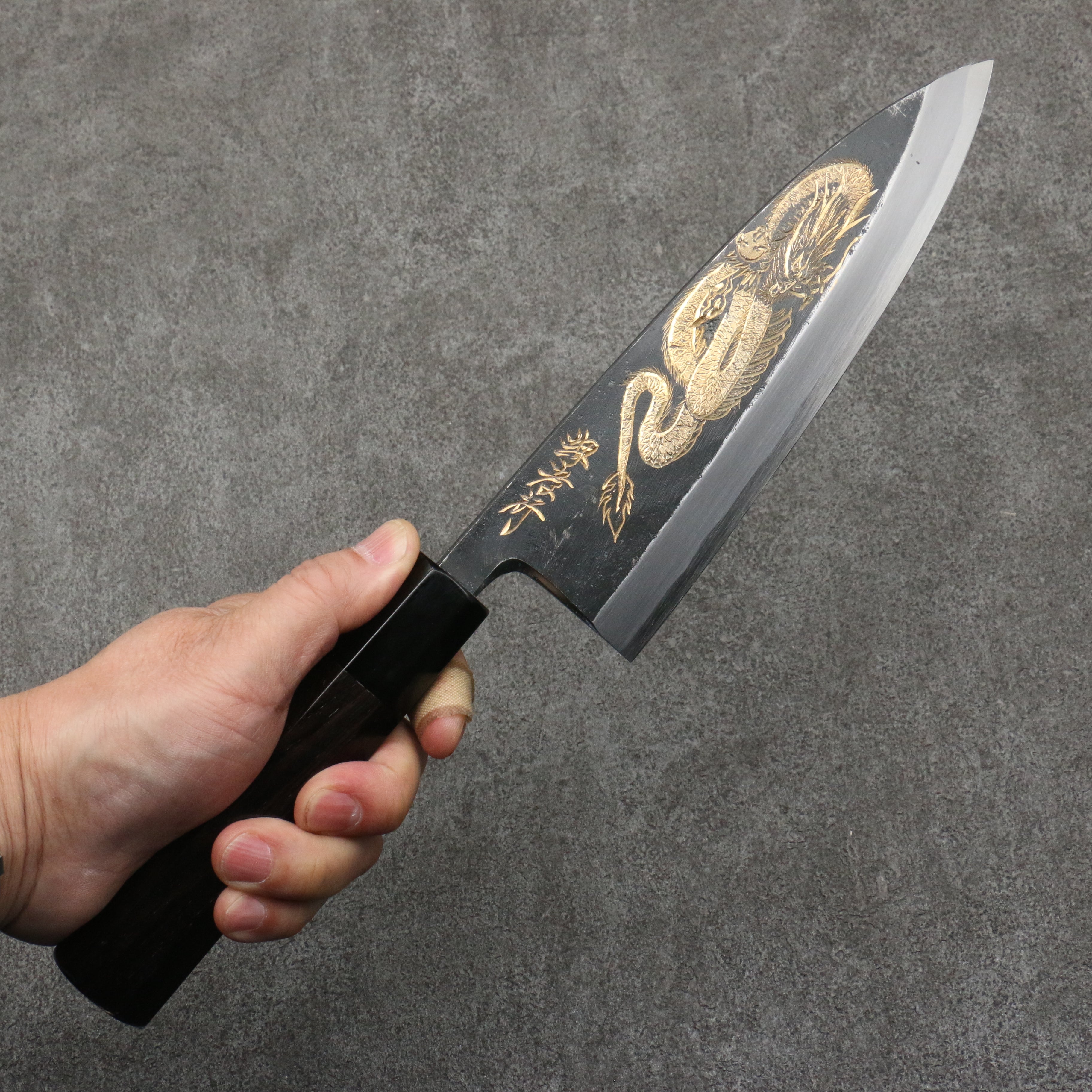 Sakai Takayuki Gold Filled Engraving by Kubota Ittoryumon White Steel No.2 Black Finished Deba 180mm Ebony Wood Handle - Seisuke Knife