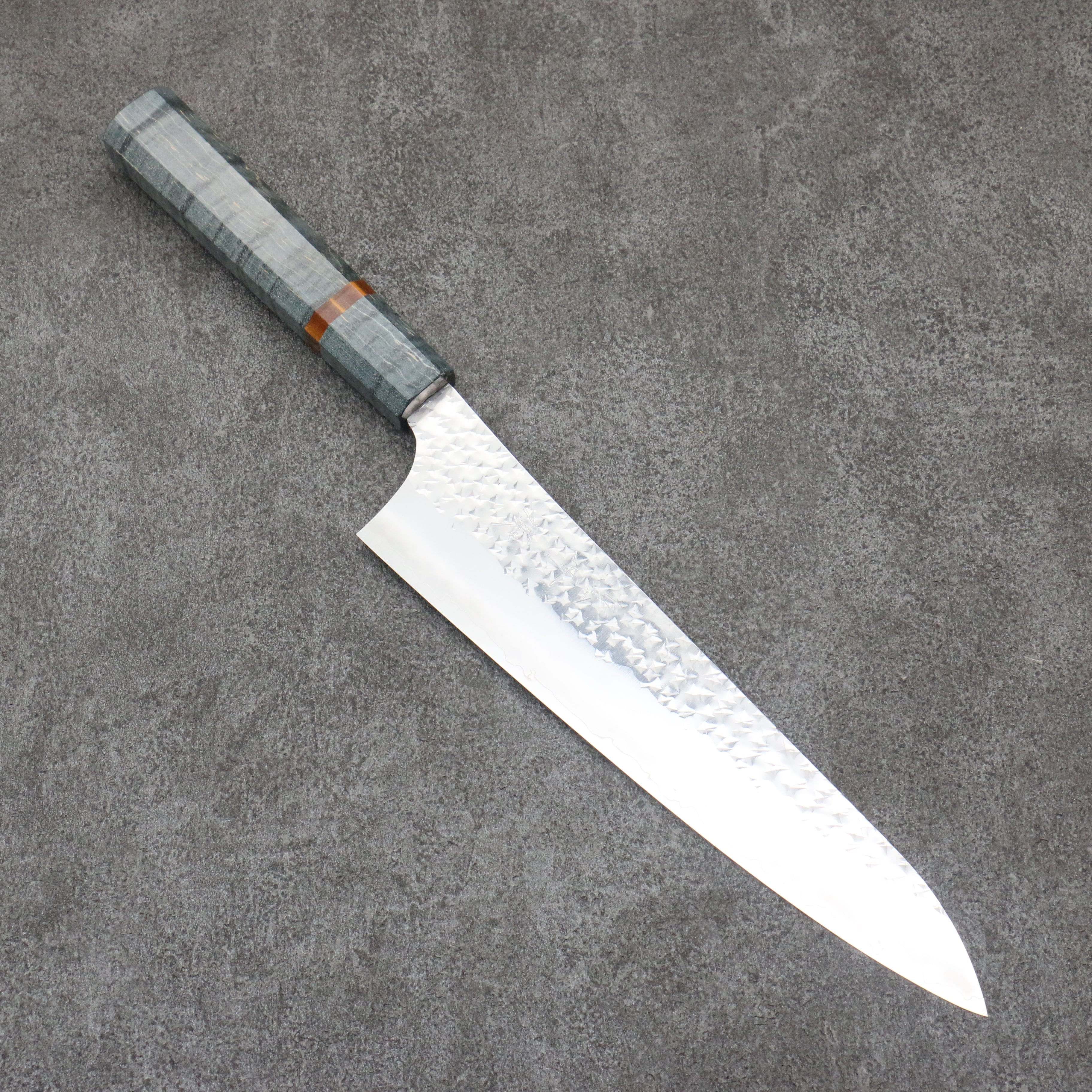Yu Kurosaki Senko Ryu SG2 Hammered Gyuto 210mm Stabilized wood (With Acrylic Ring) Handle - Seisuke Knife