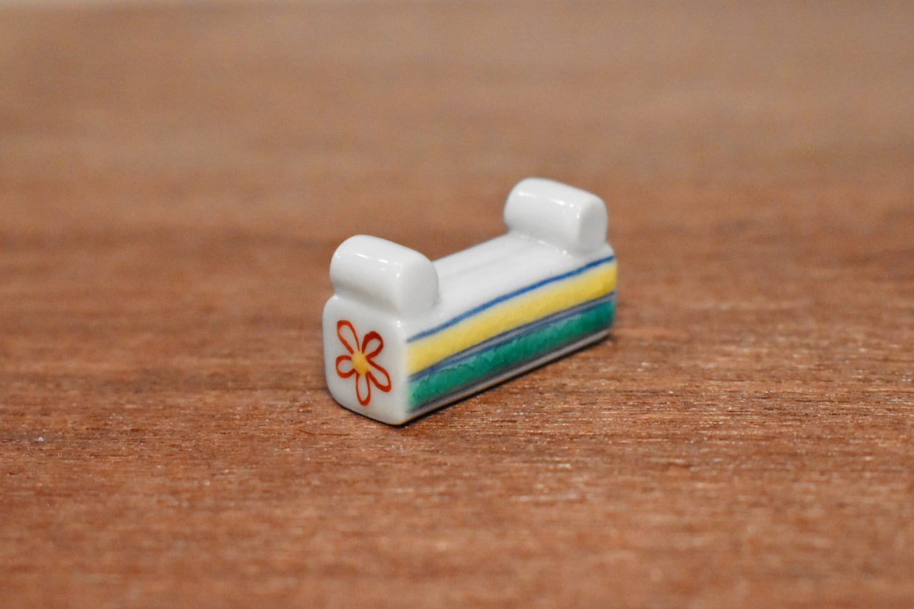 Japanese Kutani Chopstick Rest Shikijyusou - Seisuke Knife