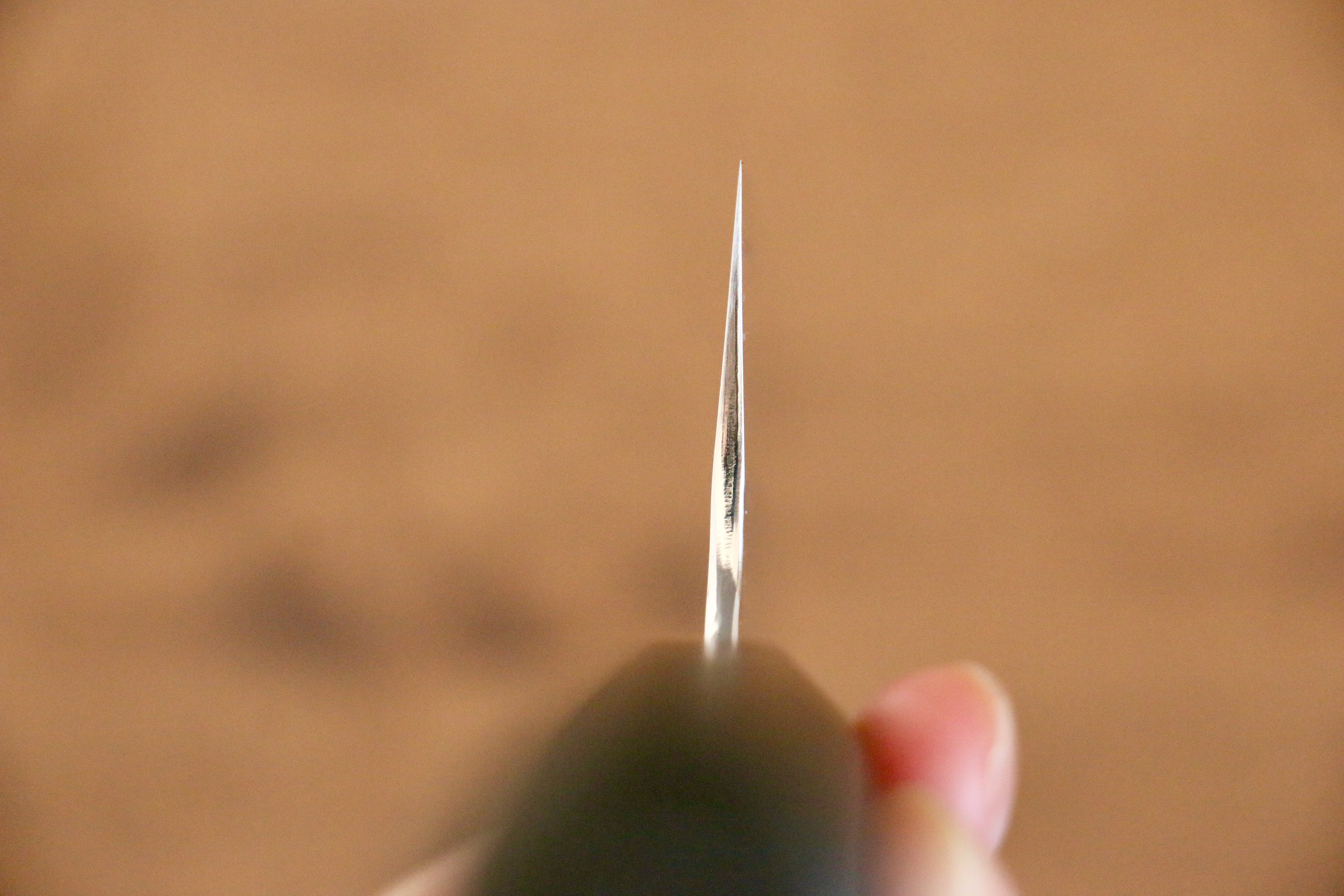 Makoto Kurosaki SG2 Hammered (Maru) Santoku 165mm with Washi & Gold Copper Wood Handle - Seisuke Knife