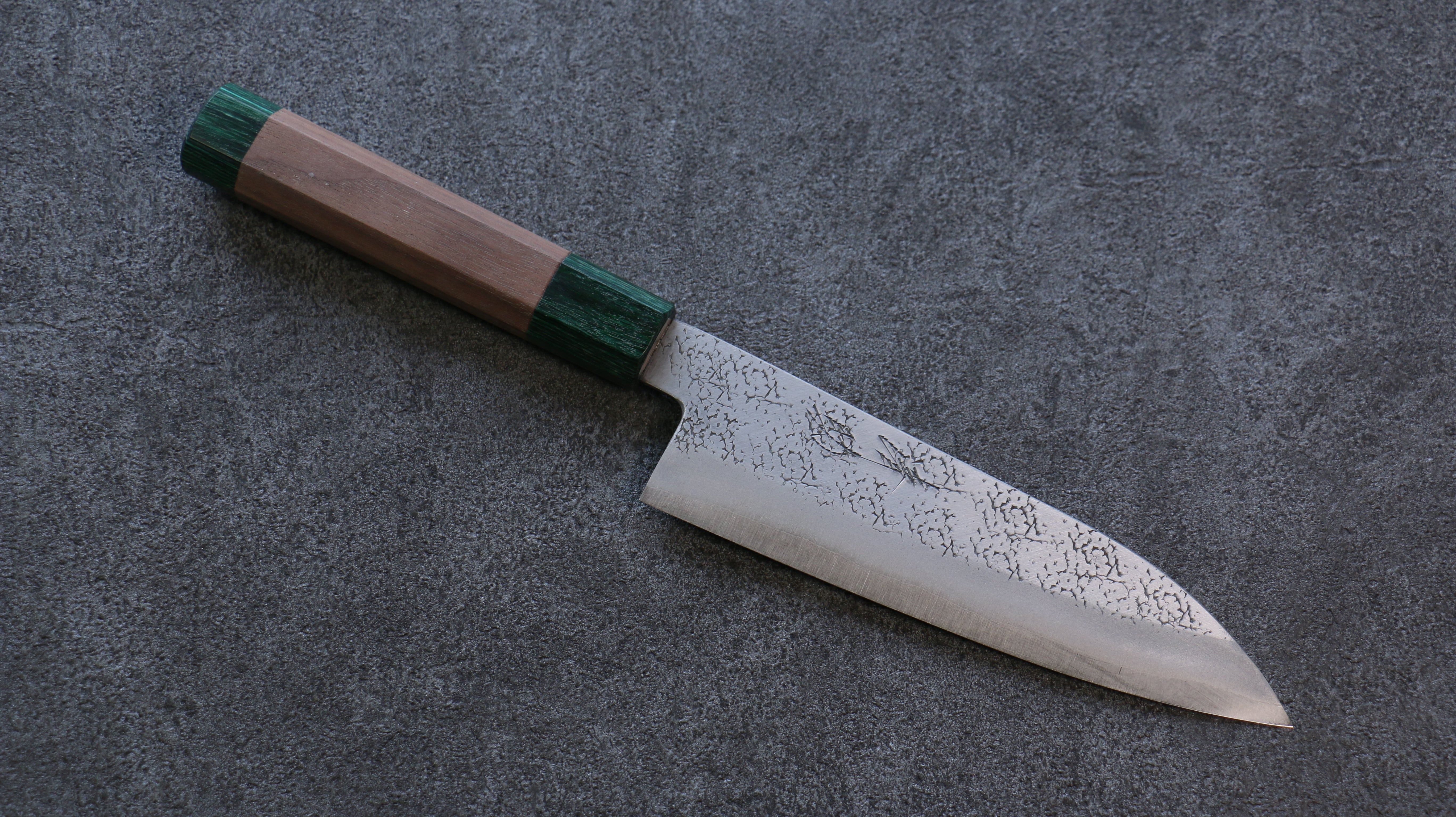 Seisuke Blue Super Hammered Santoku 165mm Walnut (With Double Green Pakka wood) Handle - Seisuke Knife