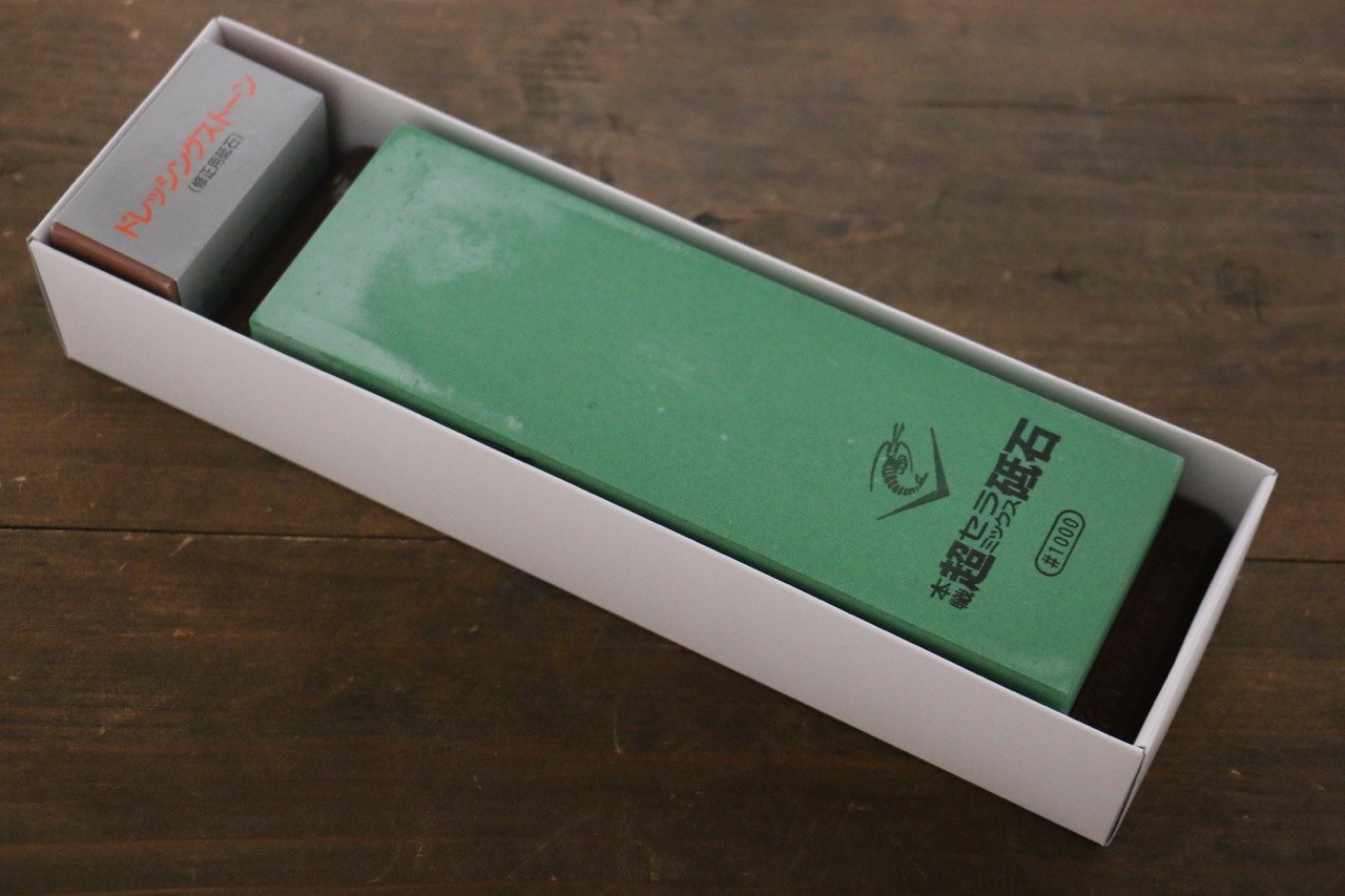 Naniwa Ceramic Medium Sharpening Stone with Plastic Base - #1000 - Seisuke Knife
