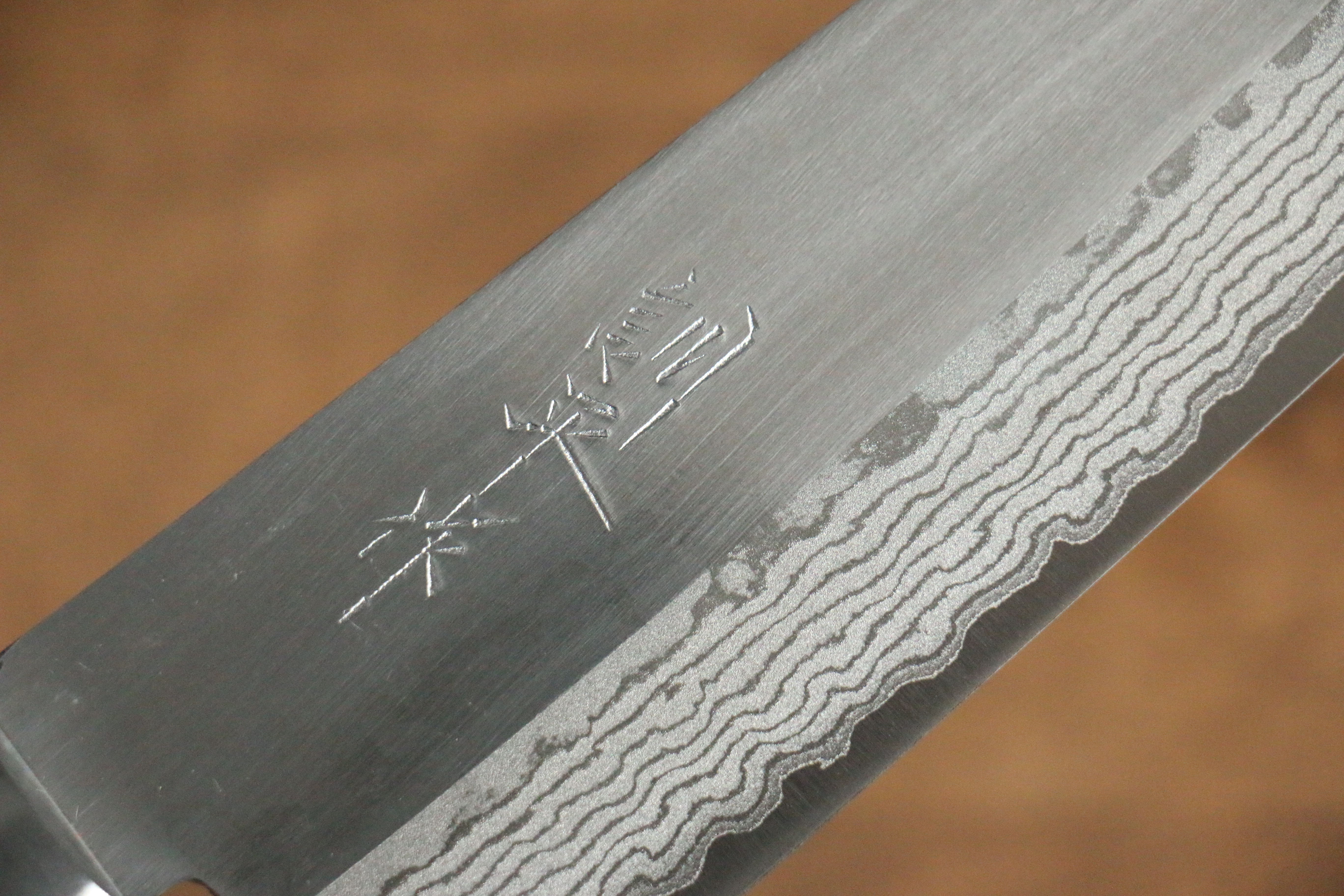 Kunihira Sairyu VG10 Migaki Finished Damascus Santoku 170mm Mahogany Handle - Seisuke Knife