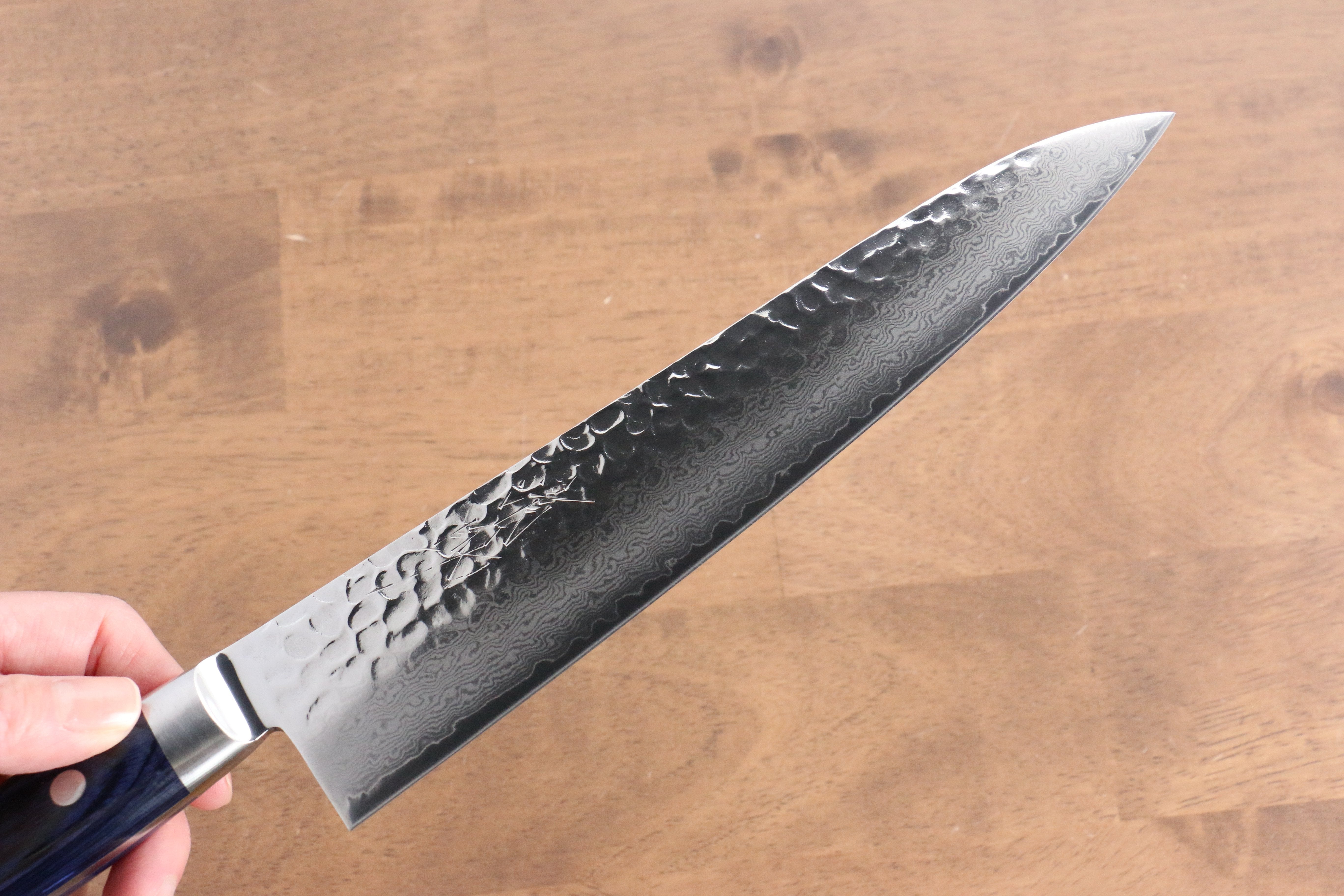 Seisuke VG10 33 Layer Hammered Damascus Gyuto 210mm Blue Pakka wood Handle - Seisuke Knife