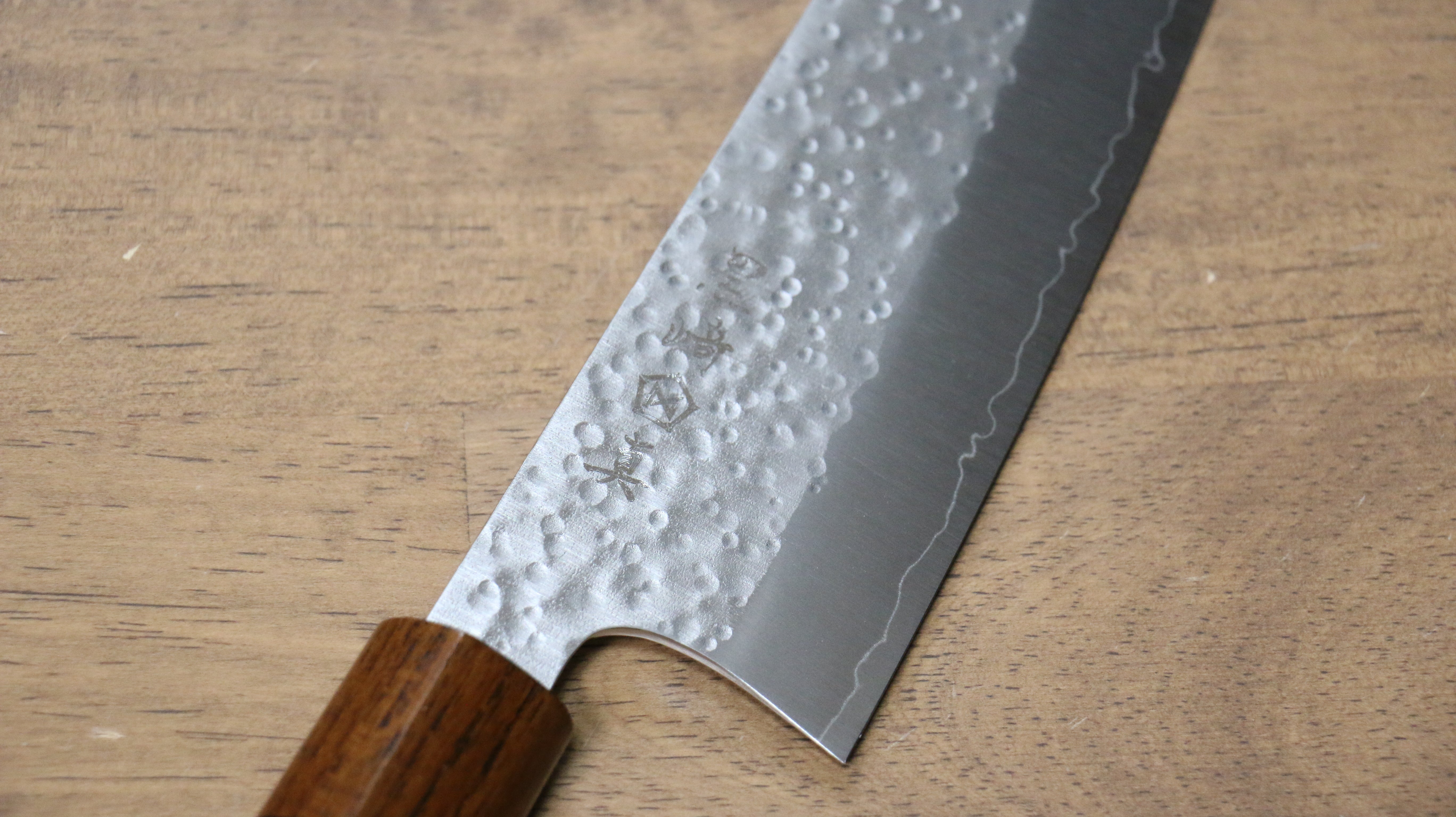 Makoto Kurosaki SG2 Hammered(Maru) Santoku 165mm Enju Lacquered(Yellow��� Handle - Seisuke Knife