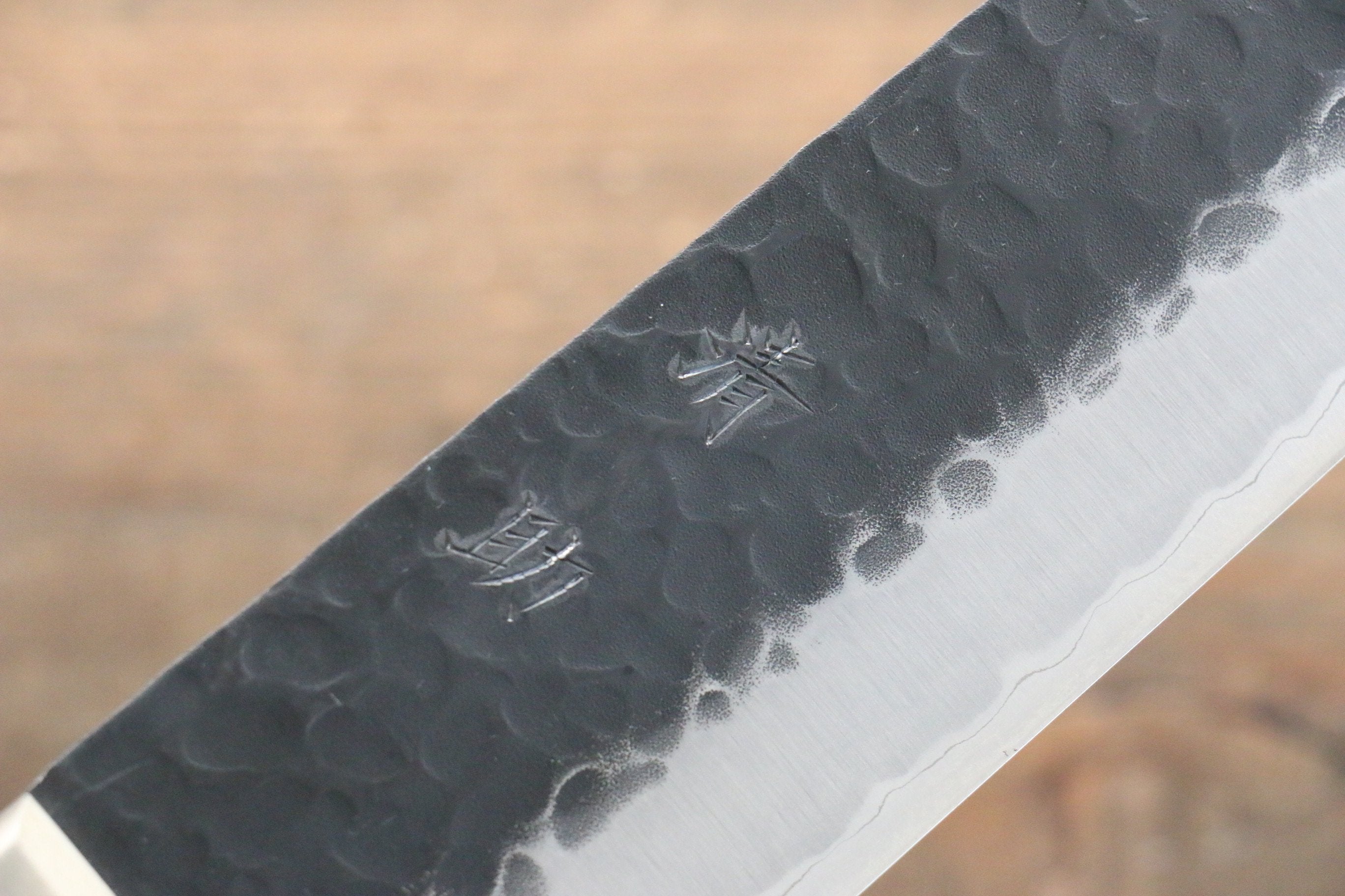 Seisuke Kurobeni Blue Super Hammered Kurouchi Kiritsuke Gyuto 240mm Red Pakka wood Handle - Seisuke Knife
