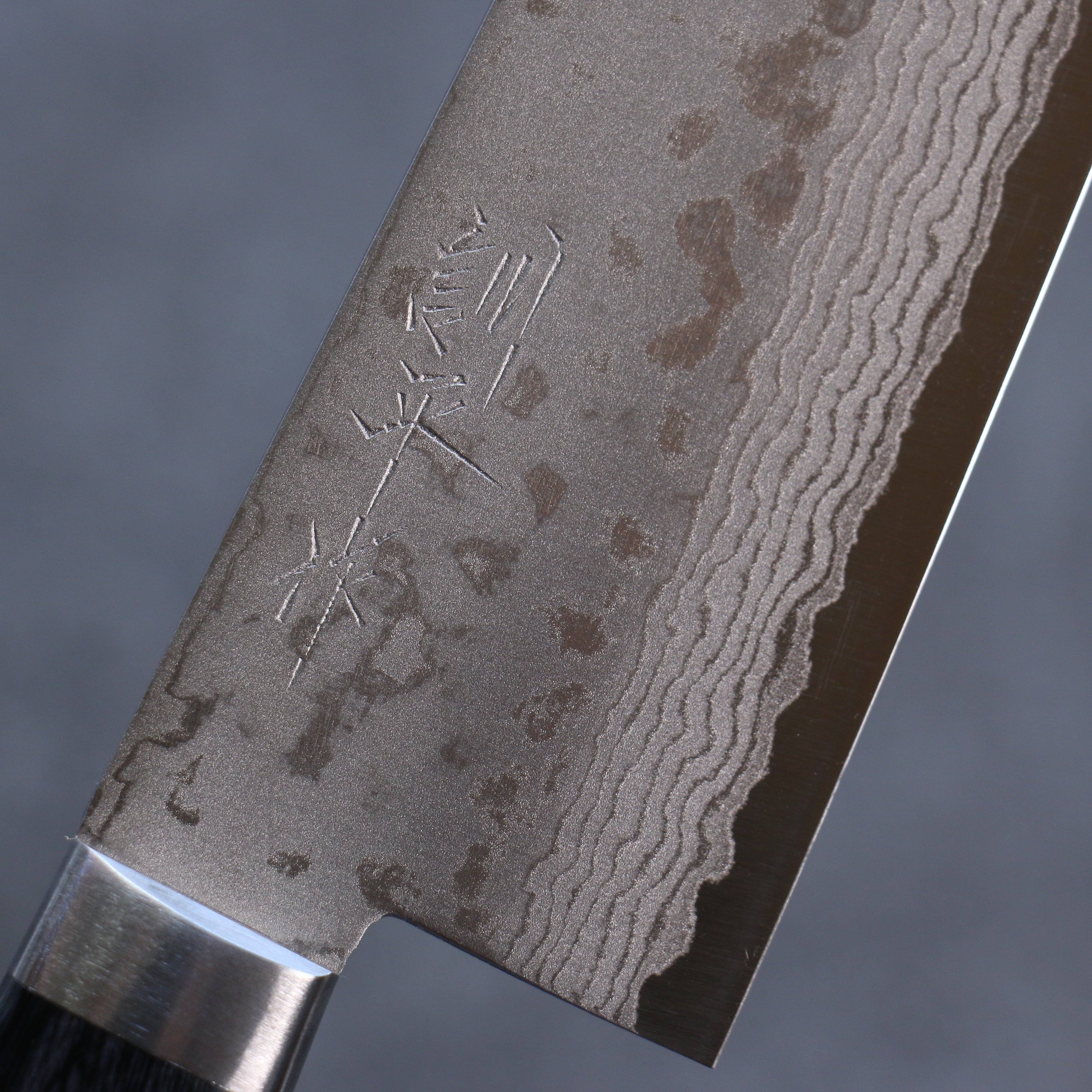 Kunihira Sairyu VG10 Damascus Santoku 170mm Navy blue Pakka wood Handle - Seisuke Knife