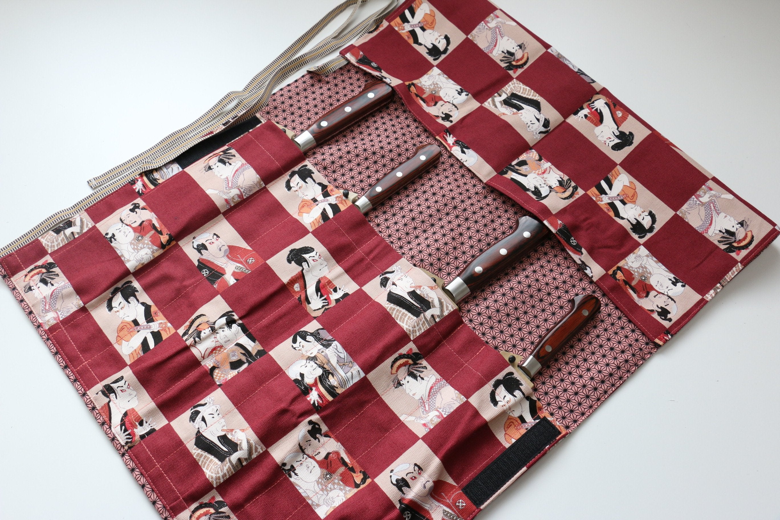 Japanese Style Knife Roll Akakabuki-Ura-Akakasuri 4 Pockets - Seisuke Knife