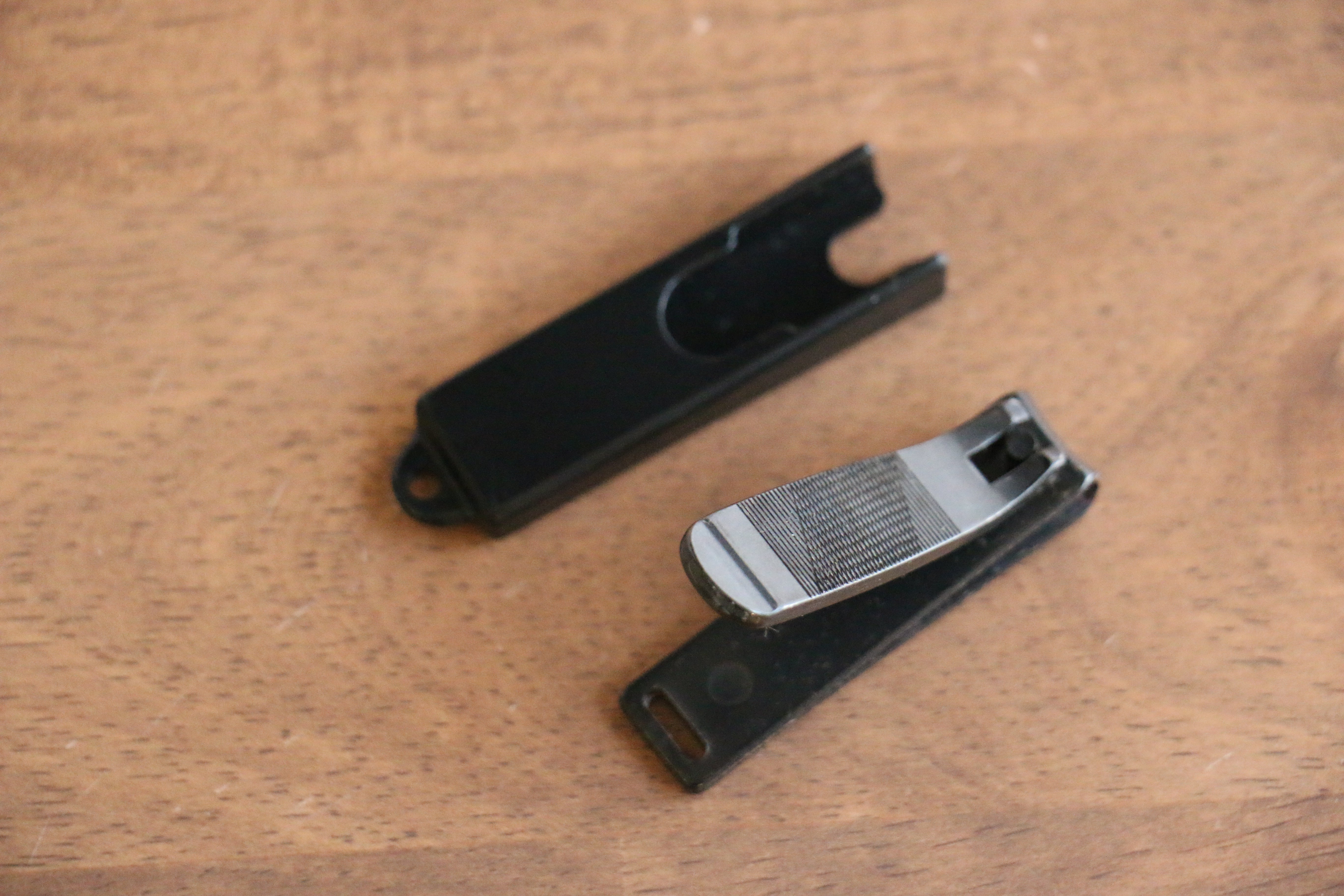Clover Mark Black High Carbon Steel Nail Clippers (Small) - Seisuke Knife