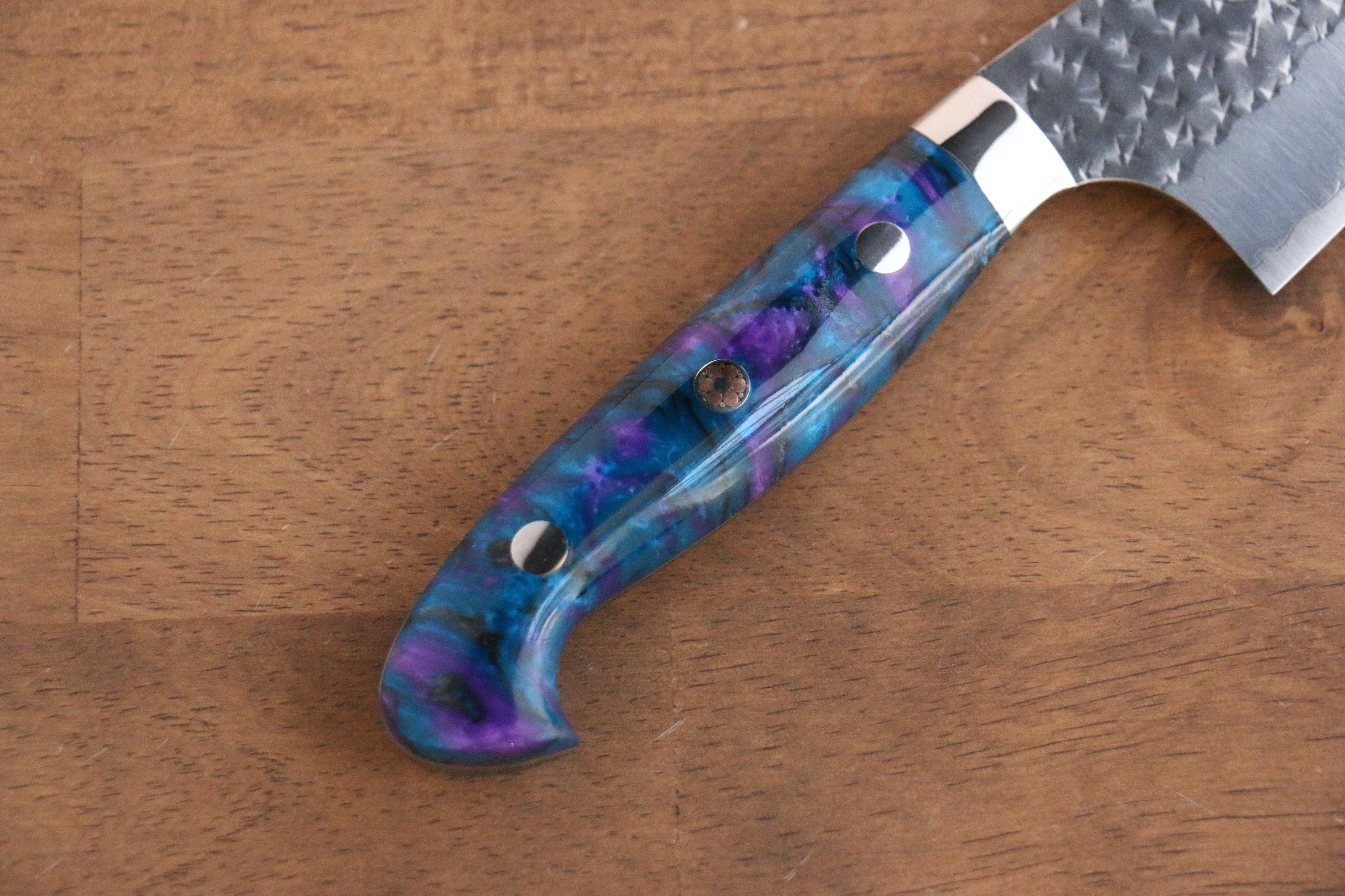 Yu Kurosaki Senko SG2 Hammered Santoku 180mm with Blue Purple Acrylic Handle - Seisuke Knife