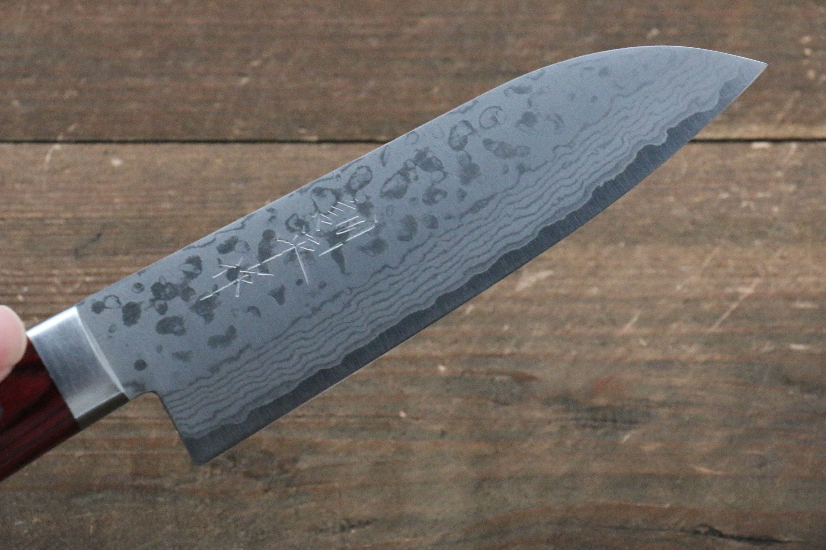 Kunihira Sairyu VG10 Damascus Small Santoku 135mm Red Pakka wood Handle - Seisuke Knife