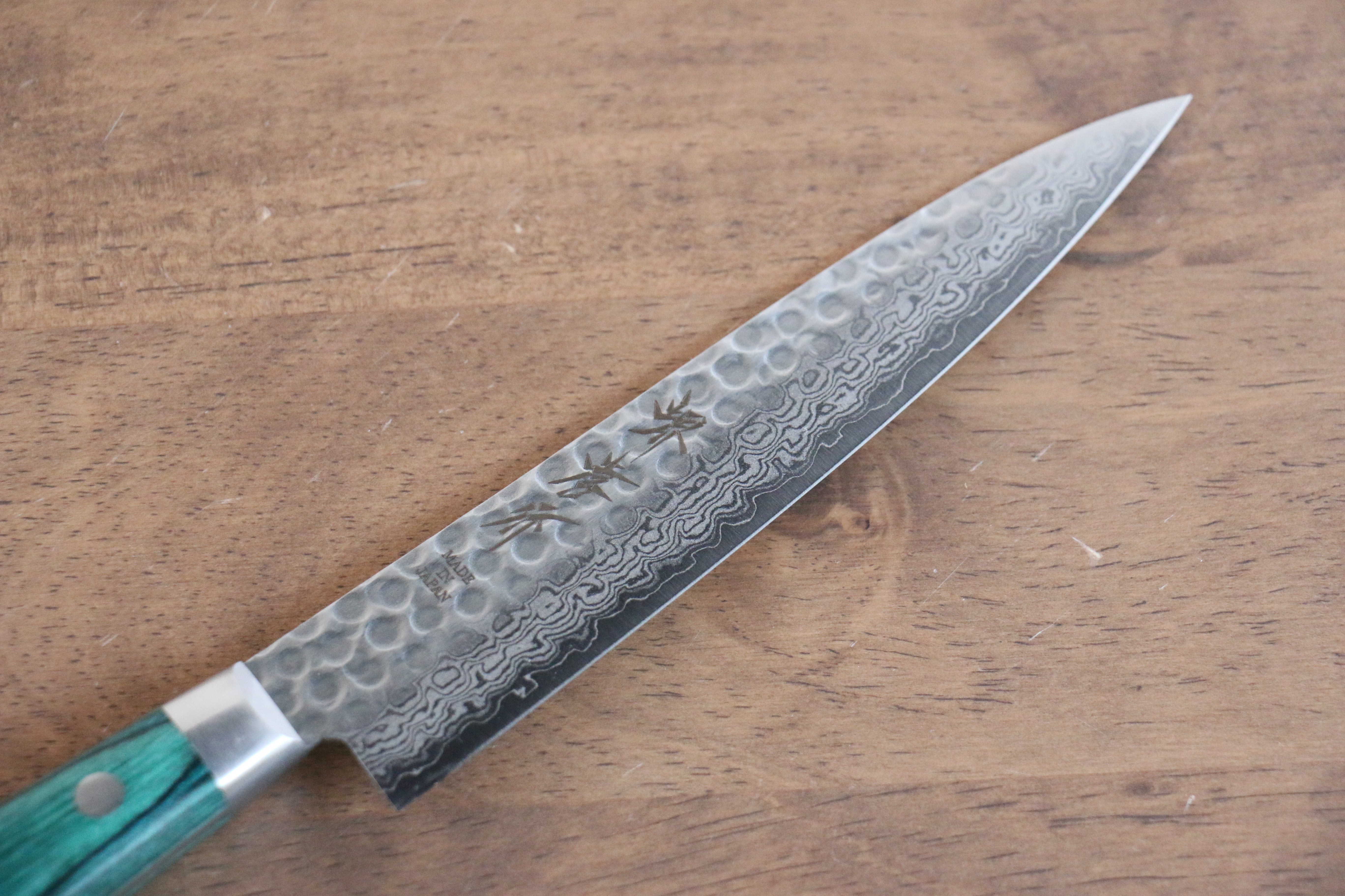 Sakai Takayuki VG10 17 Layer Damascus Petty-Utility 135mm Green Pakkawood Handle - Seisuke Knife