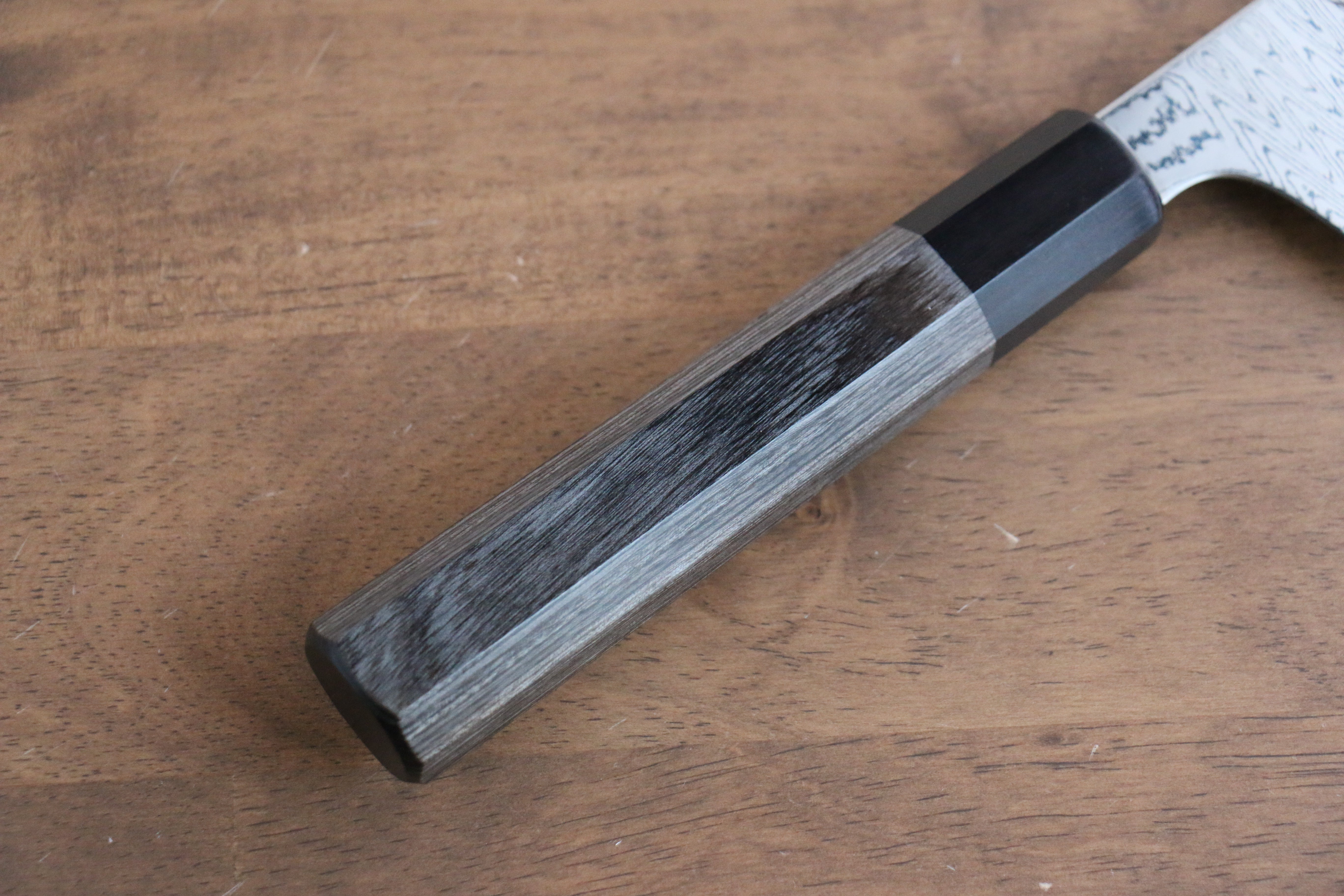 Kanjyo Ladder VG10 Damascus Gyuto 240mm Gray Pakkawood Handle - Seisuke Knife
