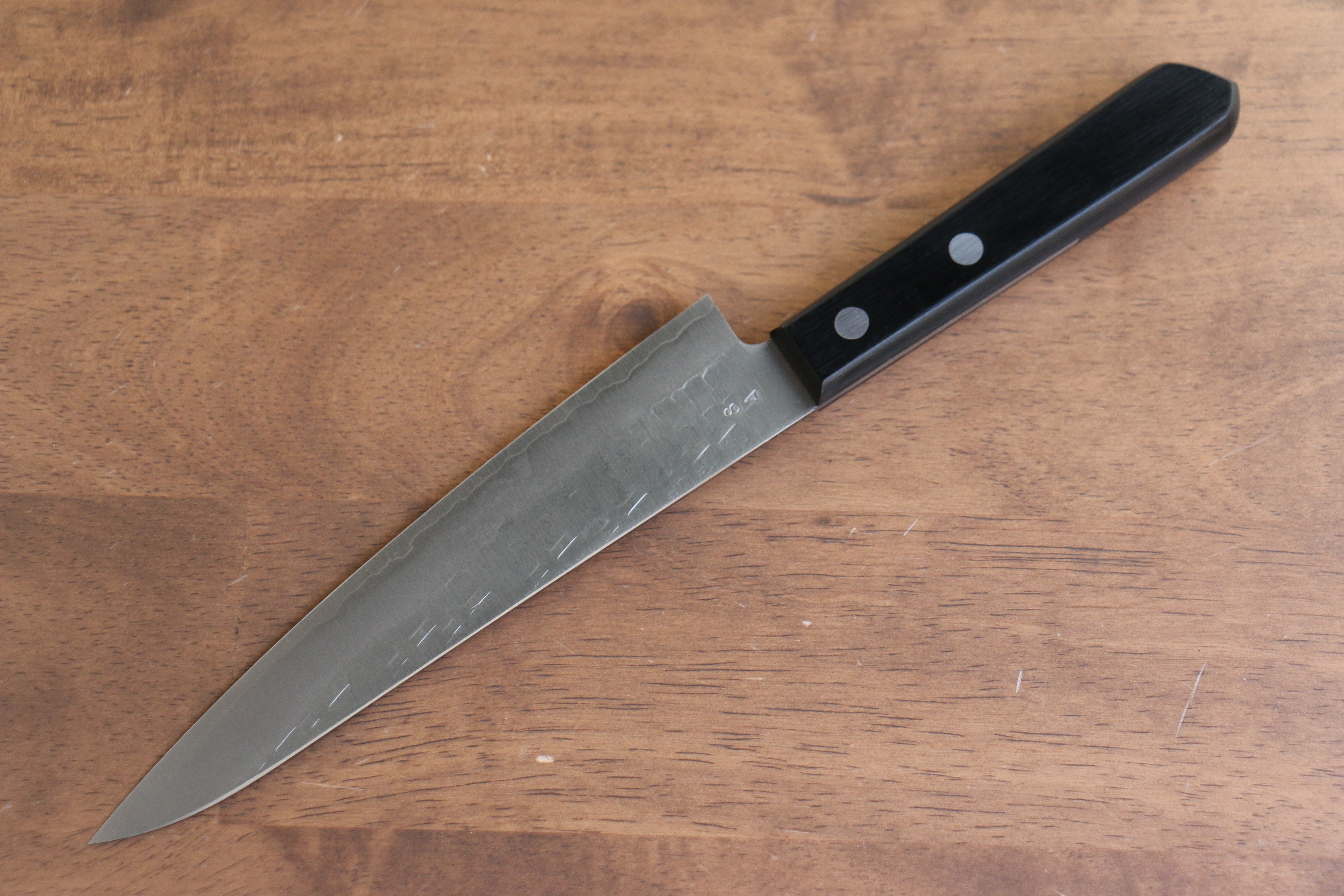 Nao Yamamoto AUS8 Hammered Petty-Utility 160mm Black Pakkawood Handle - Seisuke Knife
