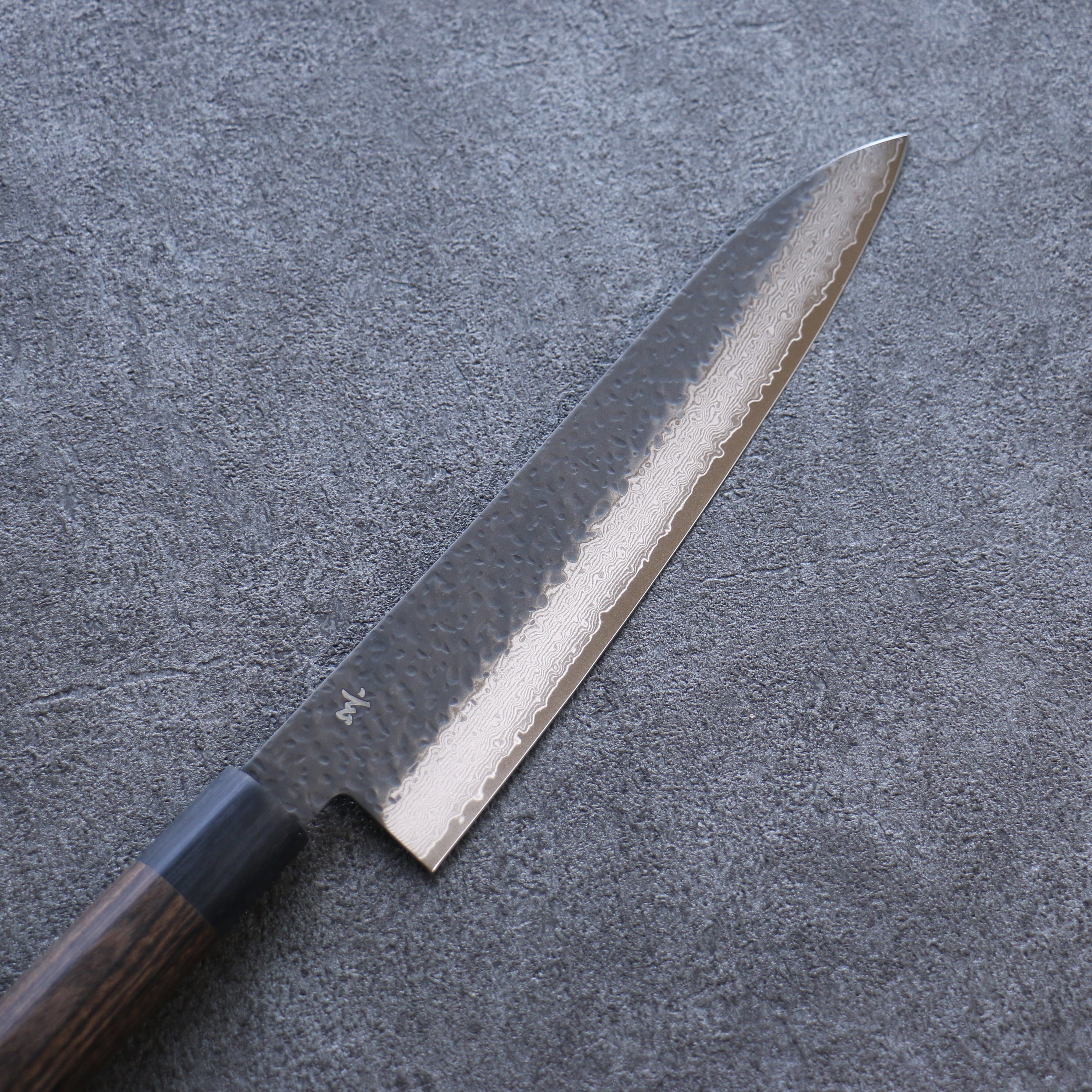 Shizu Gen VG10 Hammered Black Finished Gyuto 210mm Brown Pakkawood Handle - Seisuke Knife