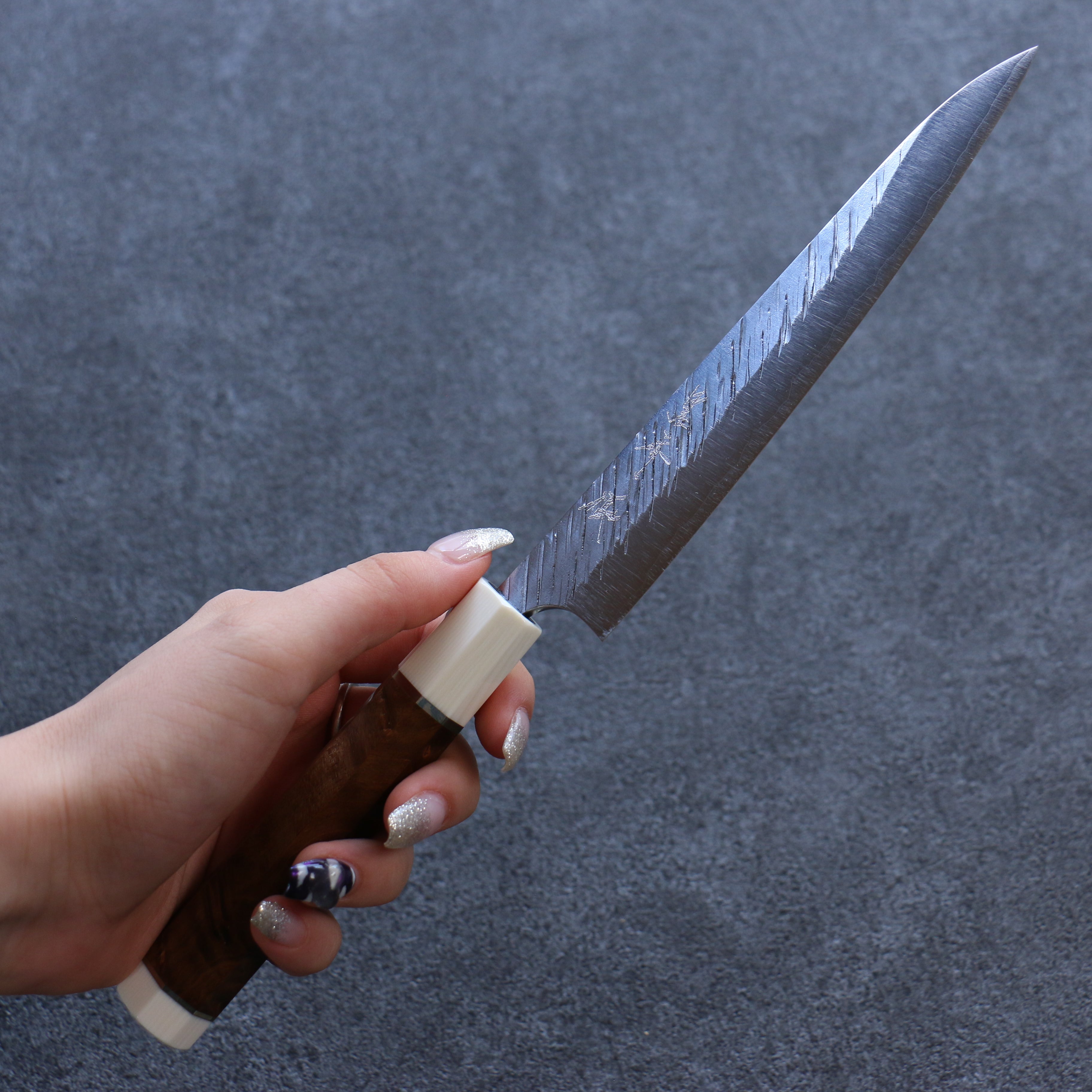 Yu Kurosaki Fujin SG2 Hammered Petty-Utility 150mm Stabilized wood (Birch Burl) Handle - Seisuke Knife