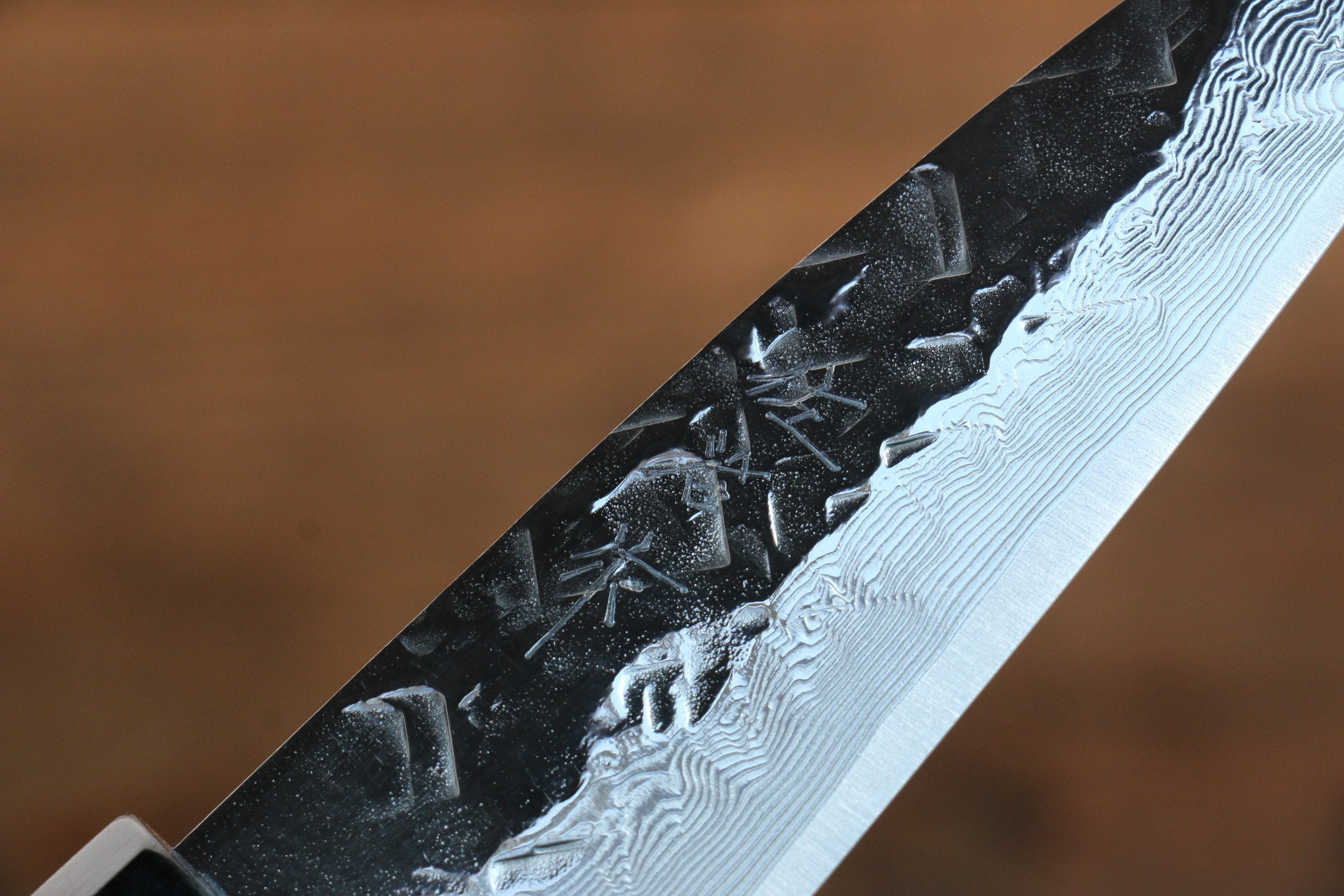 Takeshi Saji VG10 Diamond Finish Hammered Damascus Petty-Utility 90mm Walnut Handle - Seisuke Knife