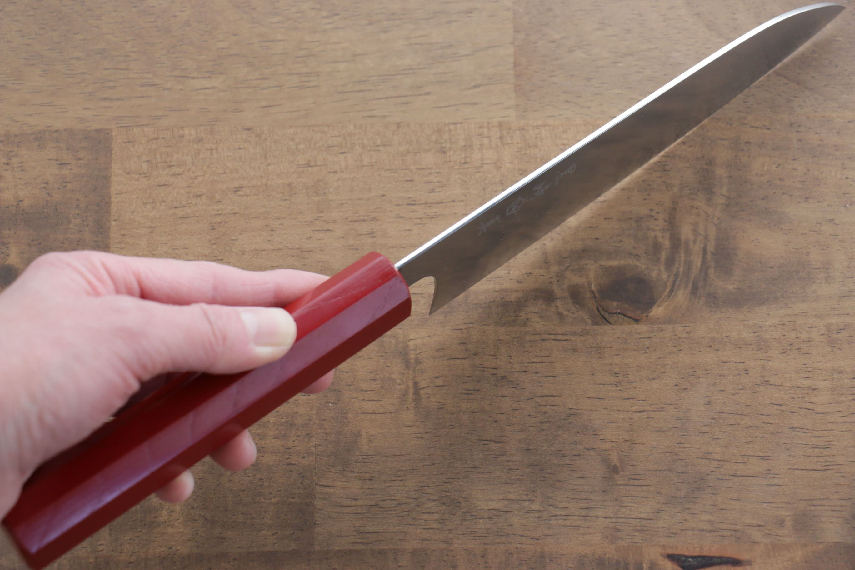 Makoto Kurosaki SG2 Migaki Finished Santoku 170mm with Red Lacquered Handle - Seisuke Knife