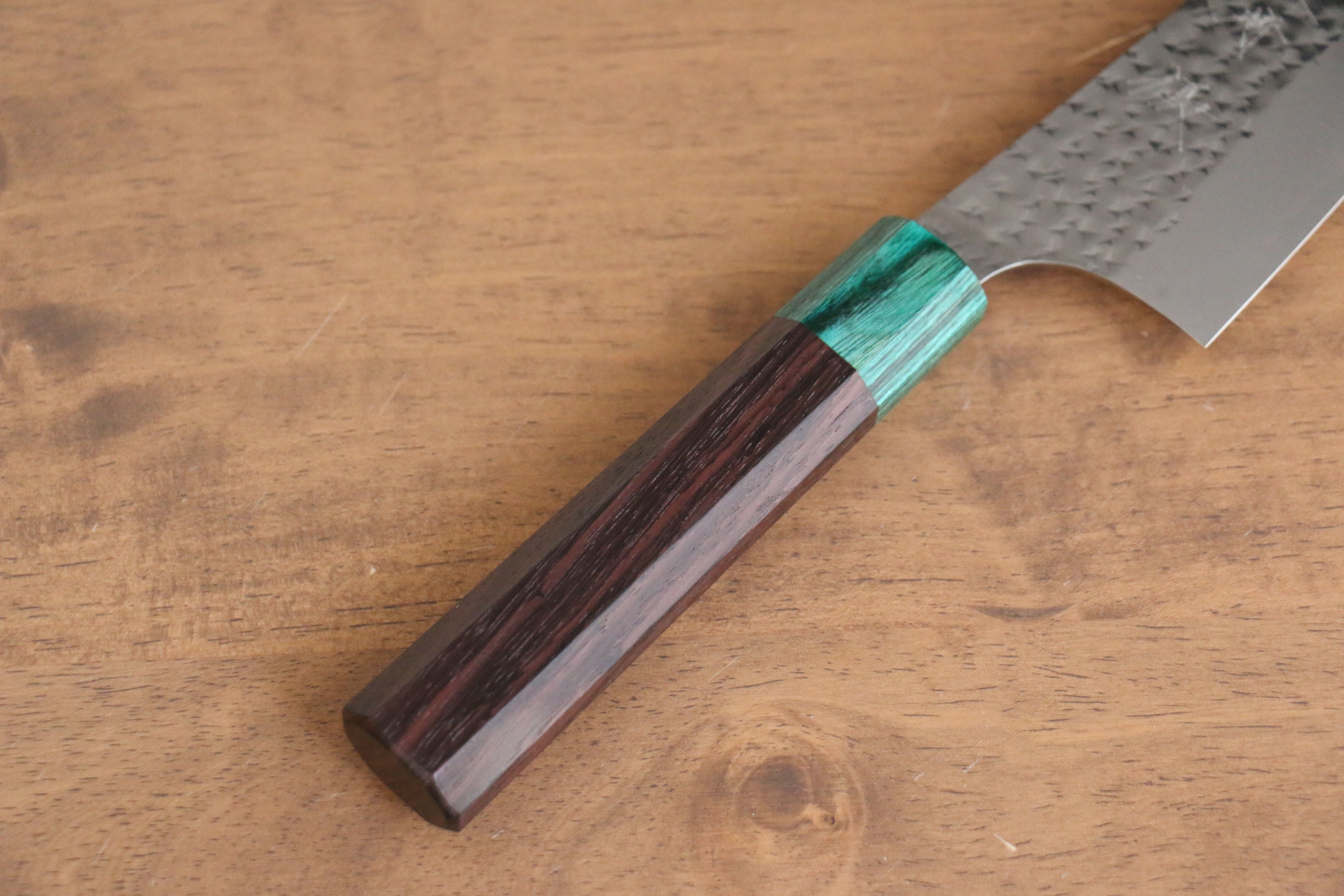 Yu Kurosaki Senko Ei SG2 Hammered Gyuto 210mm Rosewood (ferrule: Green Pakka wood) Handle - Seisuke Knife