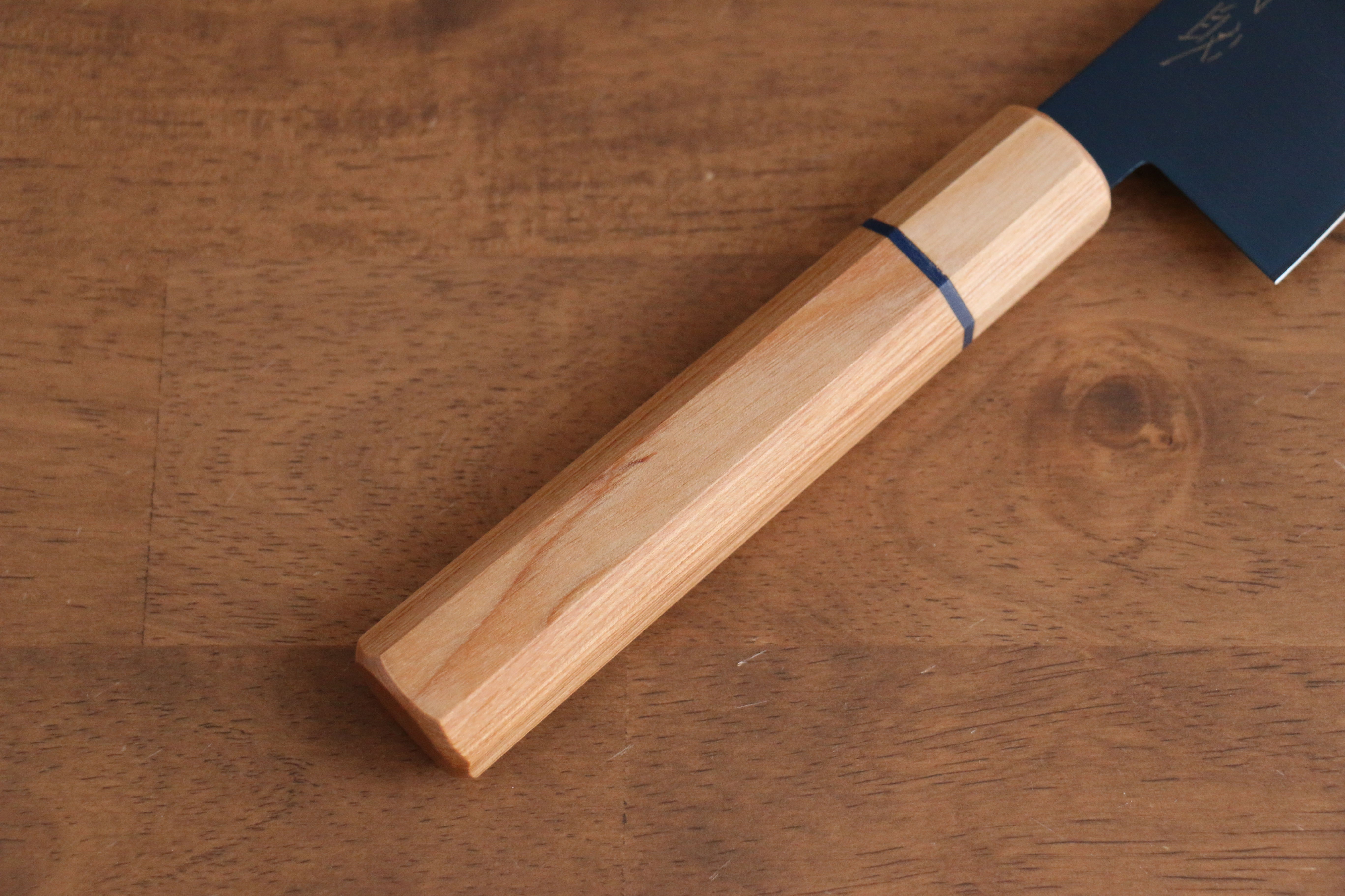 Seisuke SK-85 Ion plating Santoku 180mm White wood Handle - Seisuke Knife