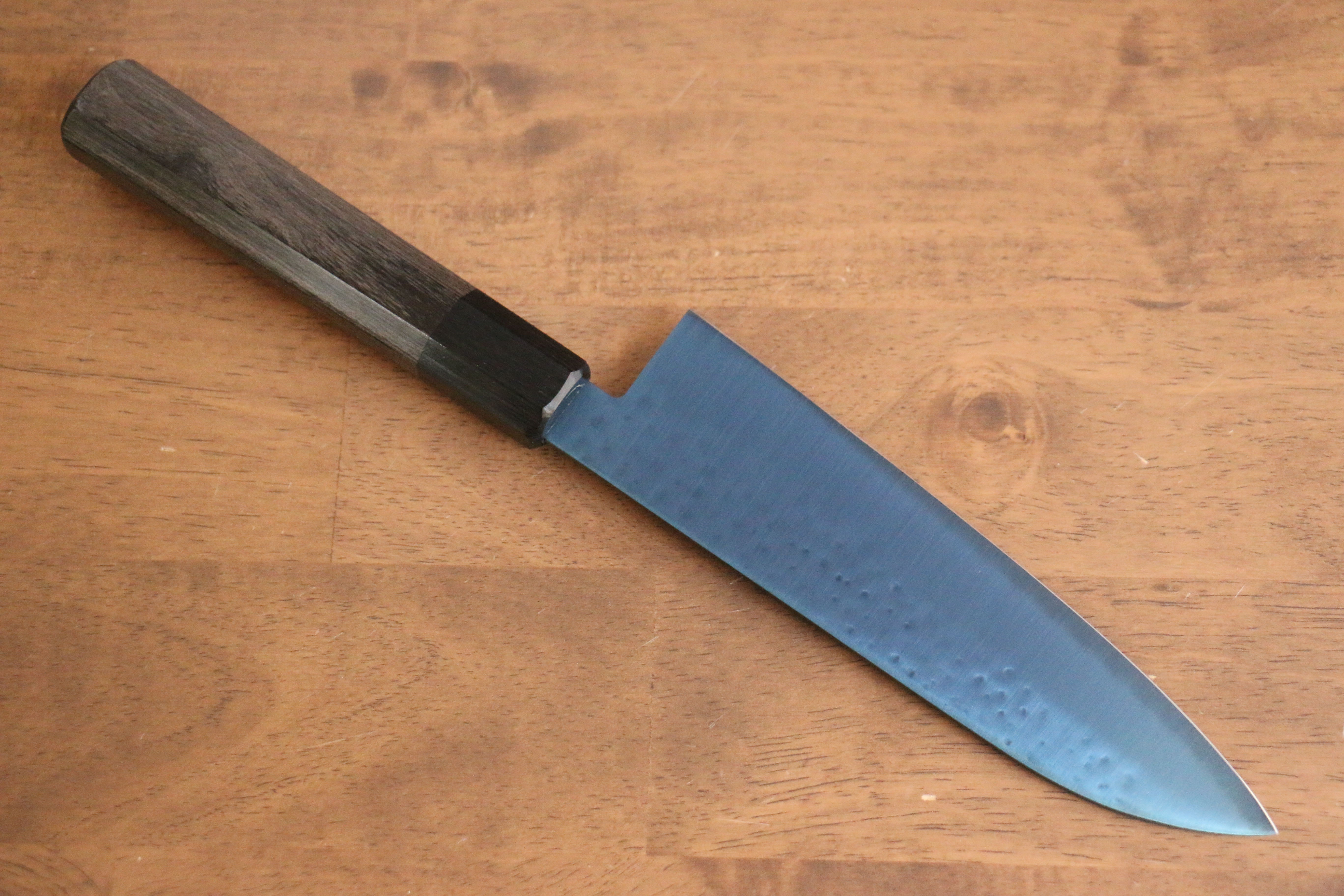 Seisuke SK-85 Ion plating Hammered Santoku 180mm Gray Pakka wood Handle - Seisuke Knife