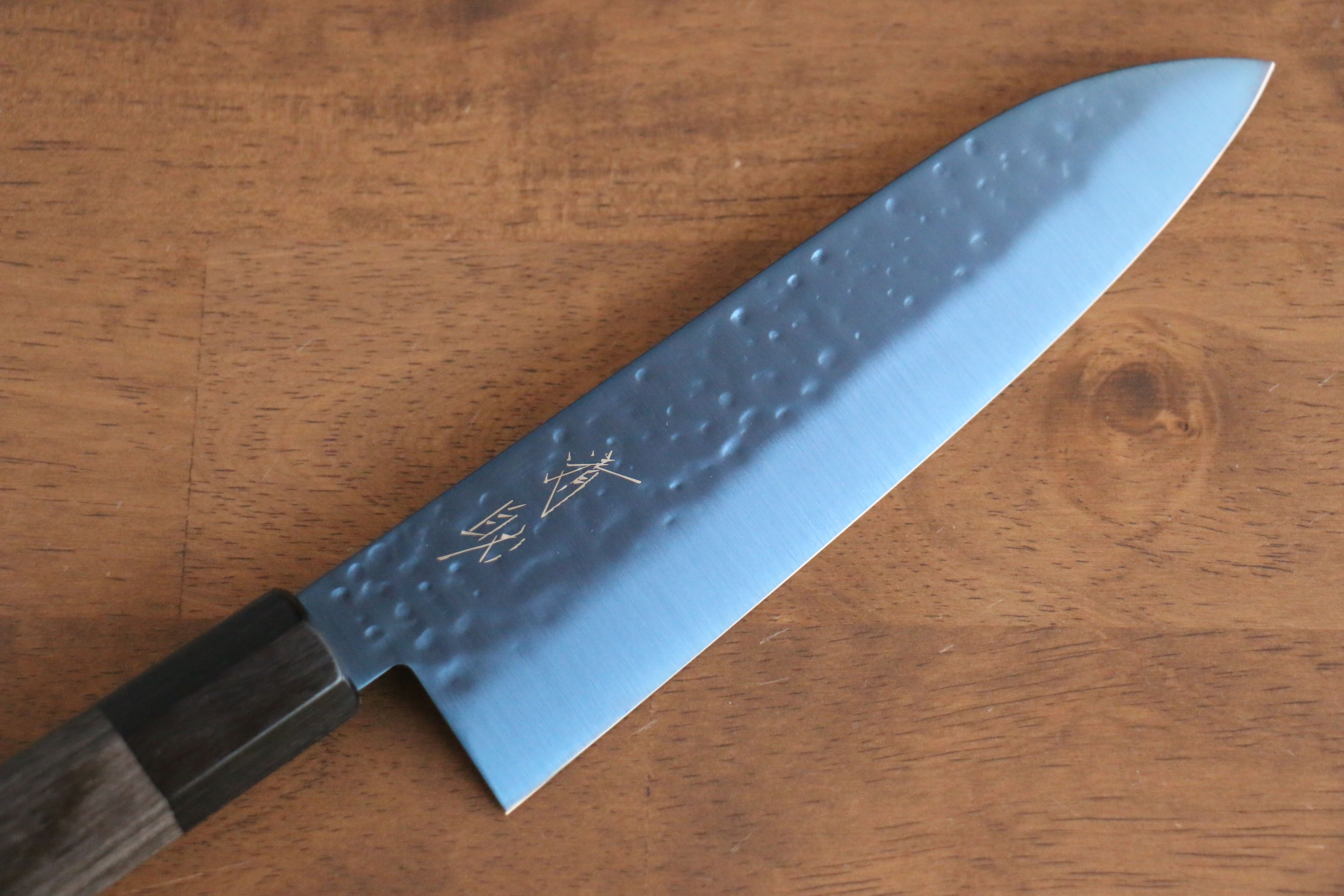 Seisuke SK-85 Ion plating Hammered Santoku 180mm Gray Pakka wood Handle - Seisuke Knife