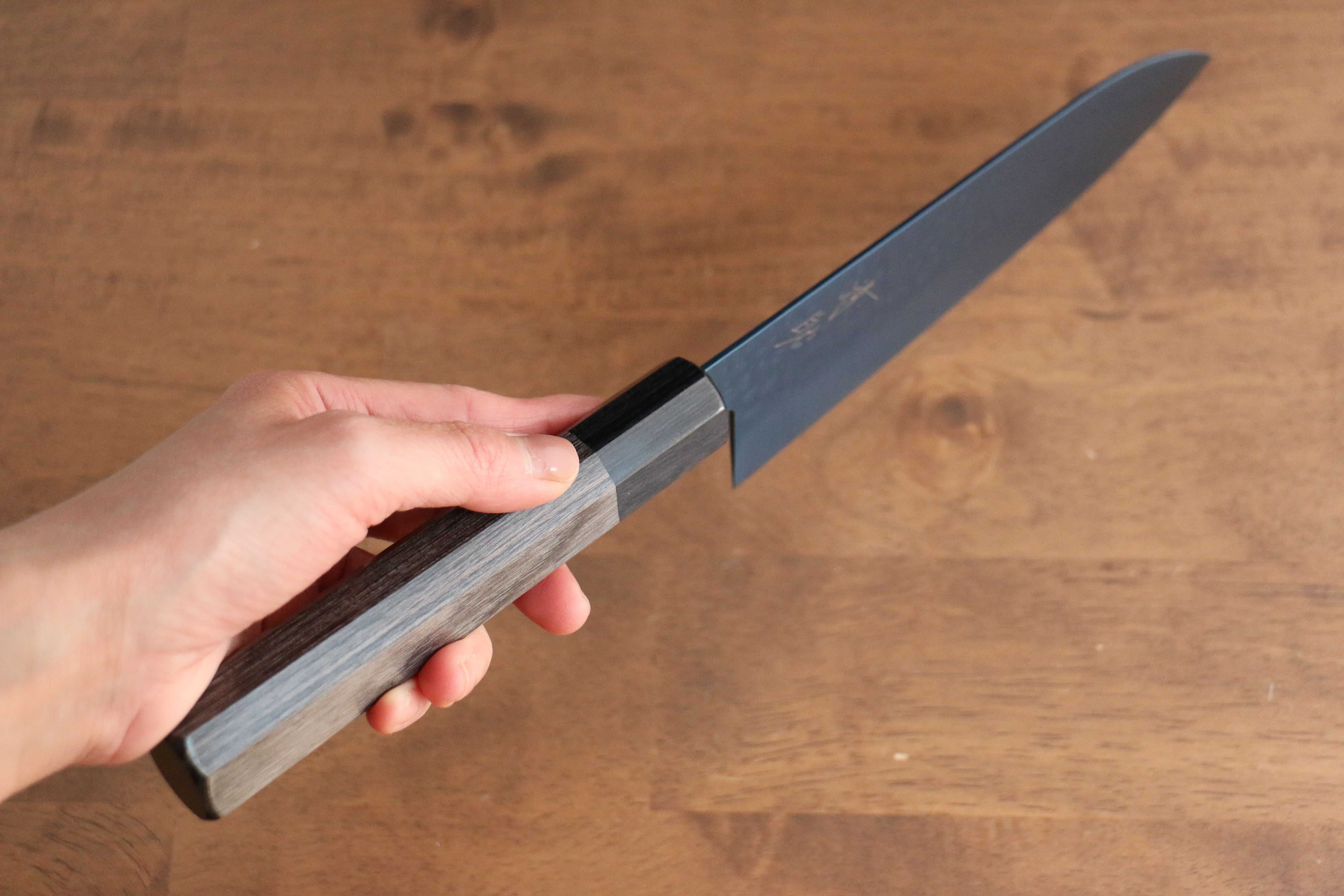 Seisuke SK-85 Ion plating Hammered Santoku 180mm Gray Pakka wood Handle - Seisuke Knife