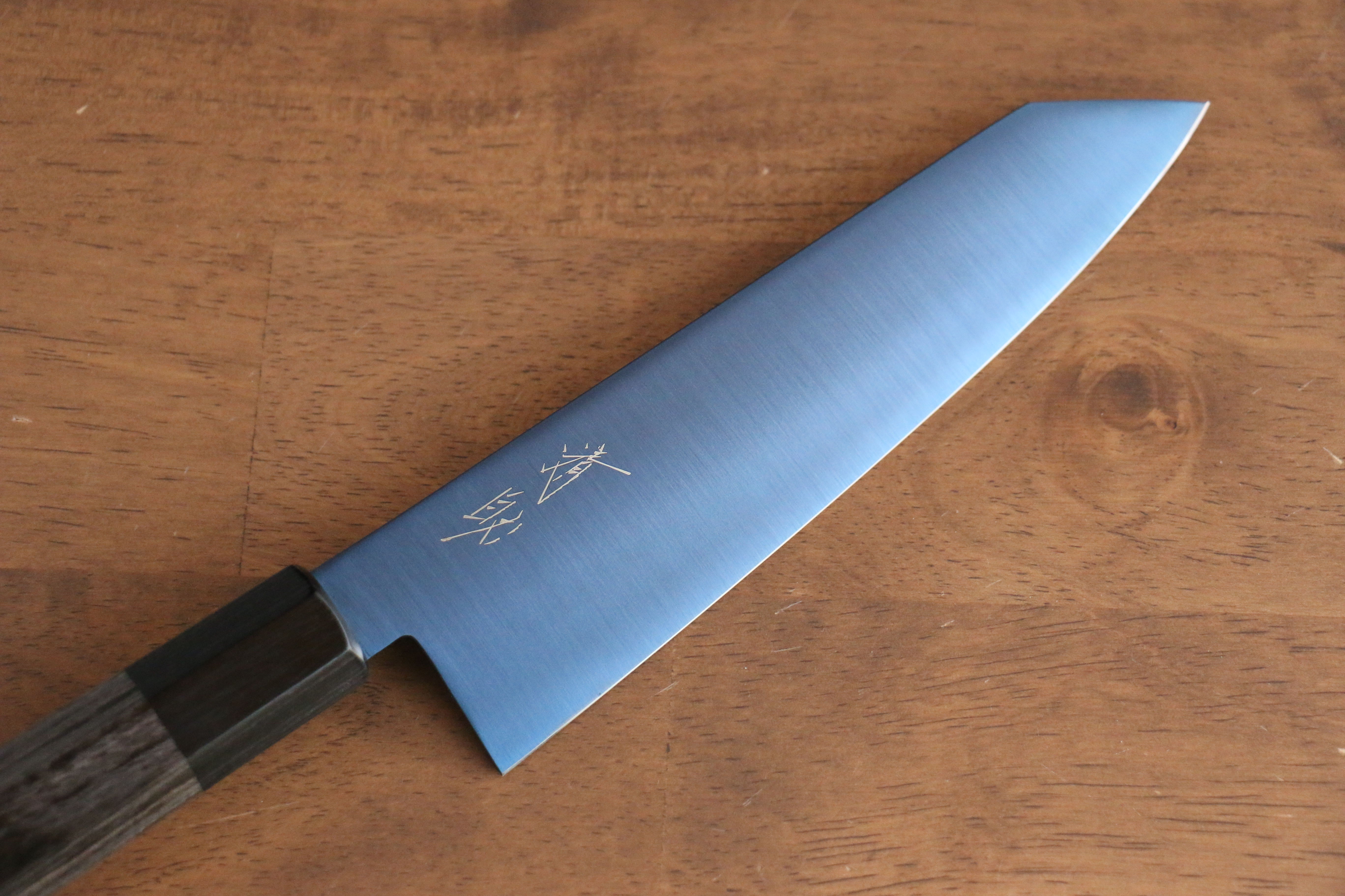 Seisuke SK-85 Ion plating Kiritsuke Santoku 180mm Gray Pakka wood Handle - Seisuke Knife