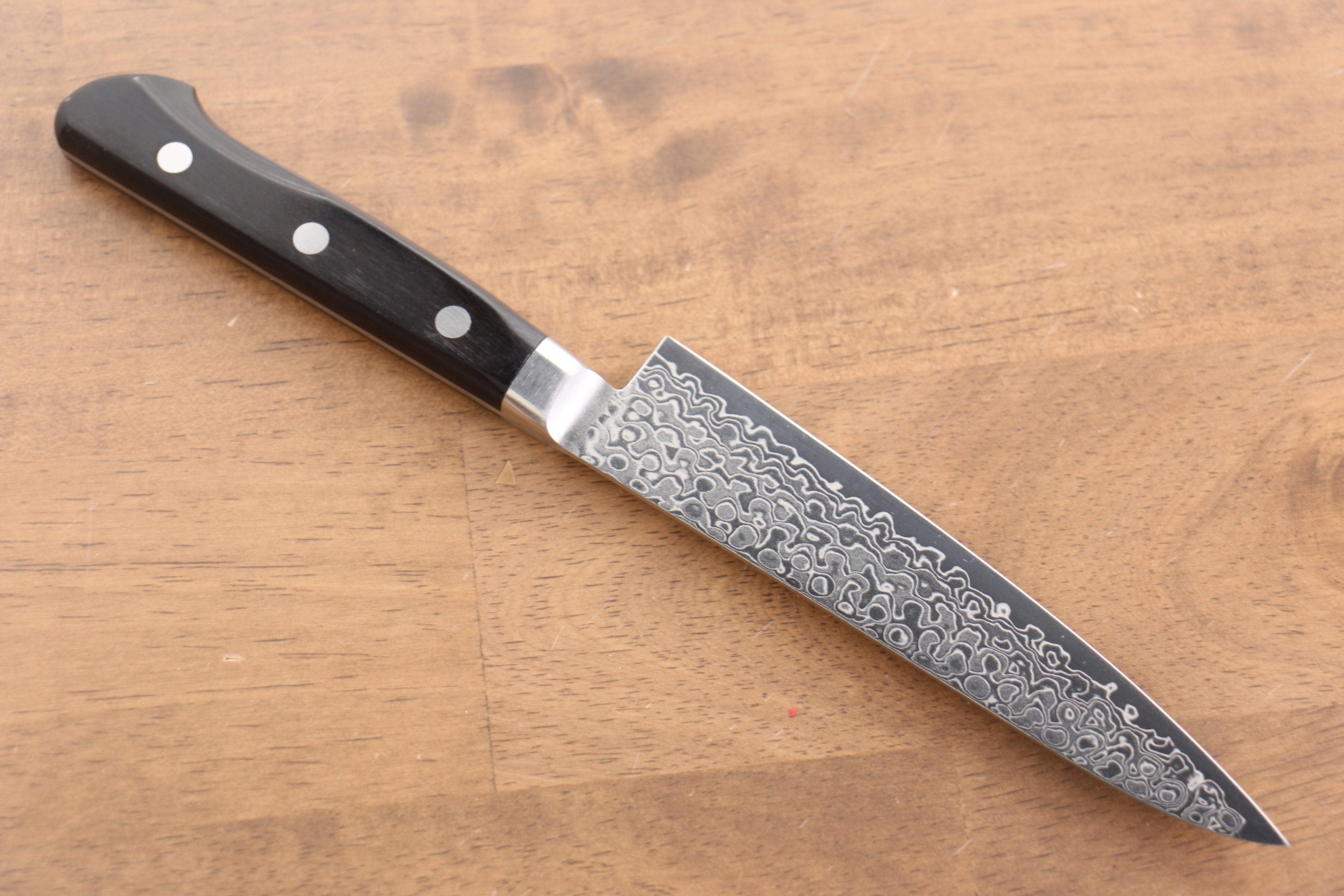 Seisuke Kagami AUS10 Migaki Damascus 45 Layer Petty-Utility 135mm Black Pakkawood Handle - Seisuke Knife