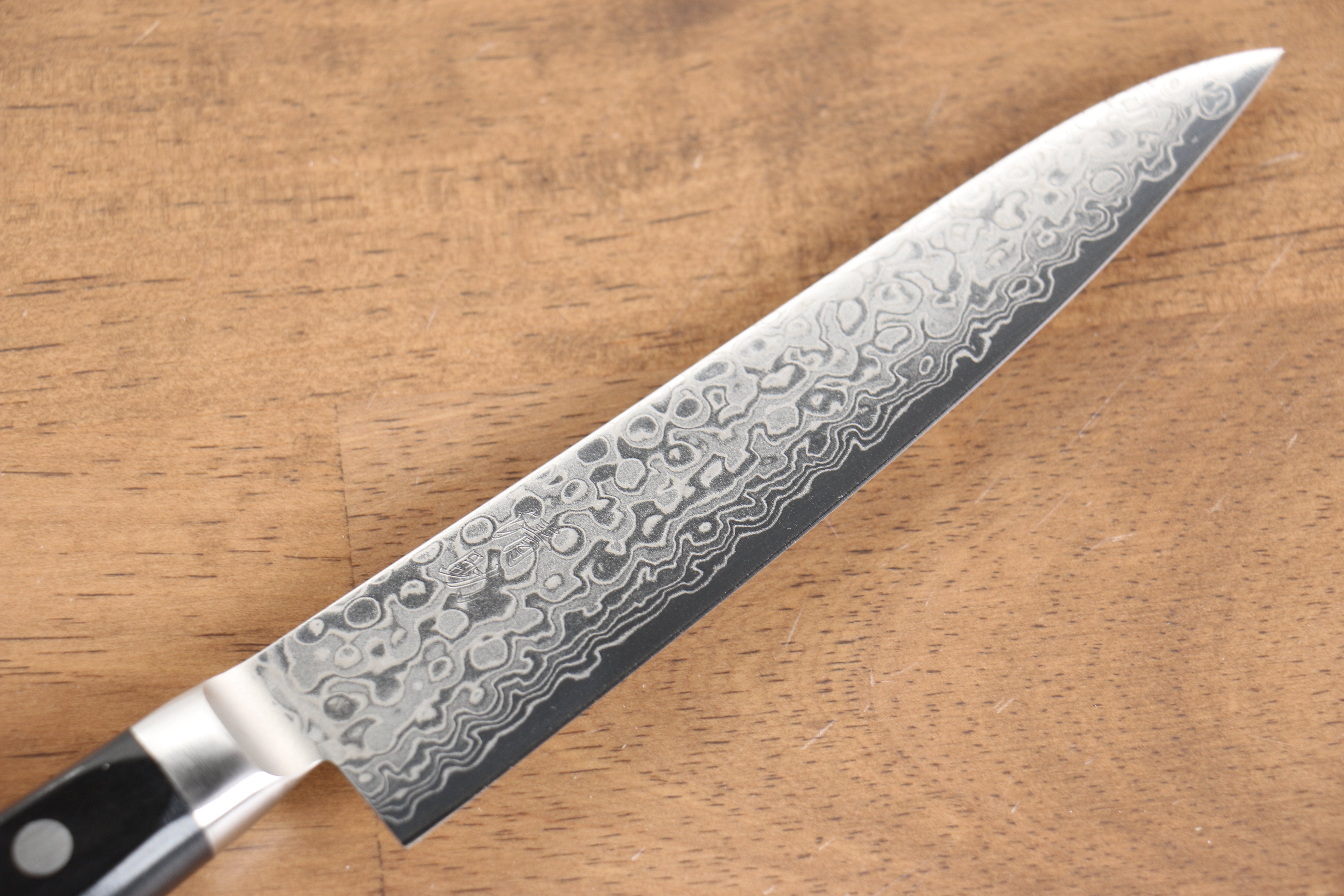 Seisuke Kagami AUS10 Migaki Damascus 45 Layer Petty-Utility 135mm Black Pakkawood Handle - Seisuke Knife