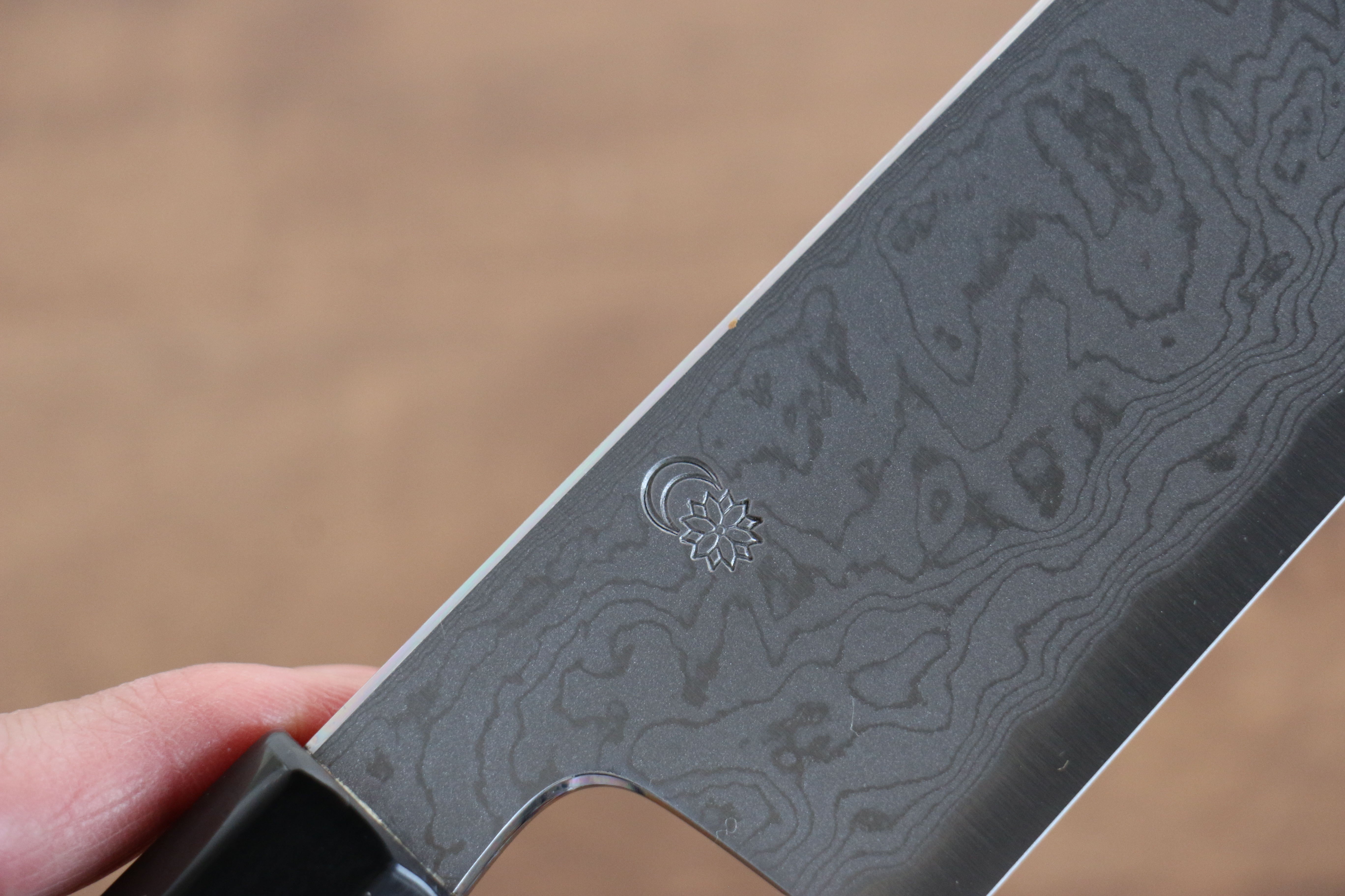 Kikuzuki Blue Steel No.1 Damascus Santoku 180mm Magnolia Handle - Seisuke Knife