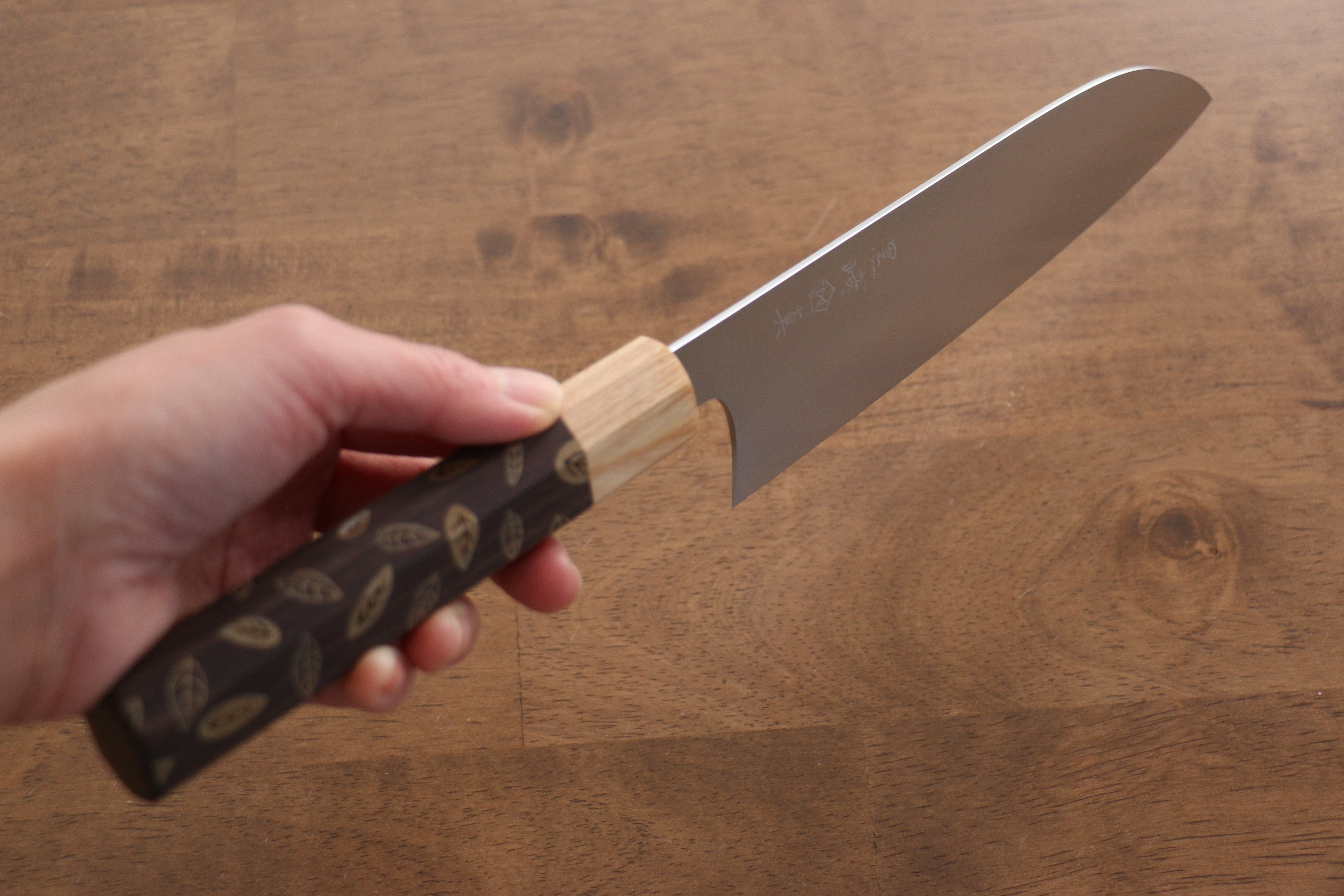Makoto Kurosaki SG2 Migaki Finished Santoku 170mm with Leaf Pattern Shitan Handle Ferrule - Seisuke Knife