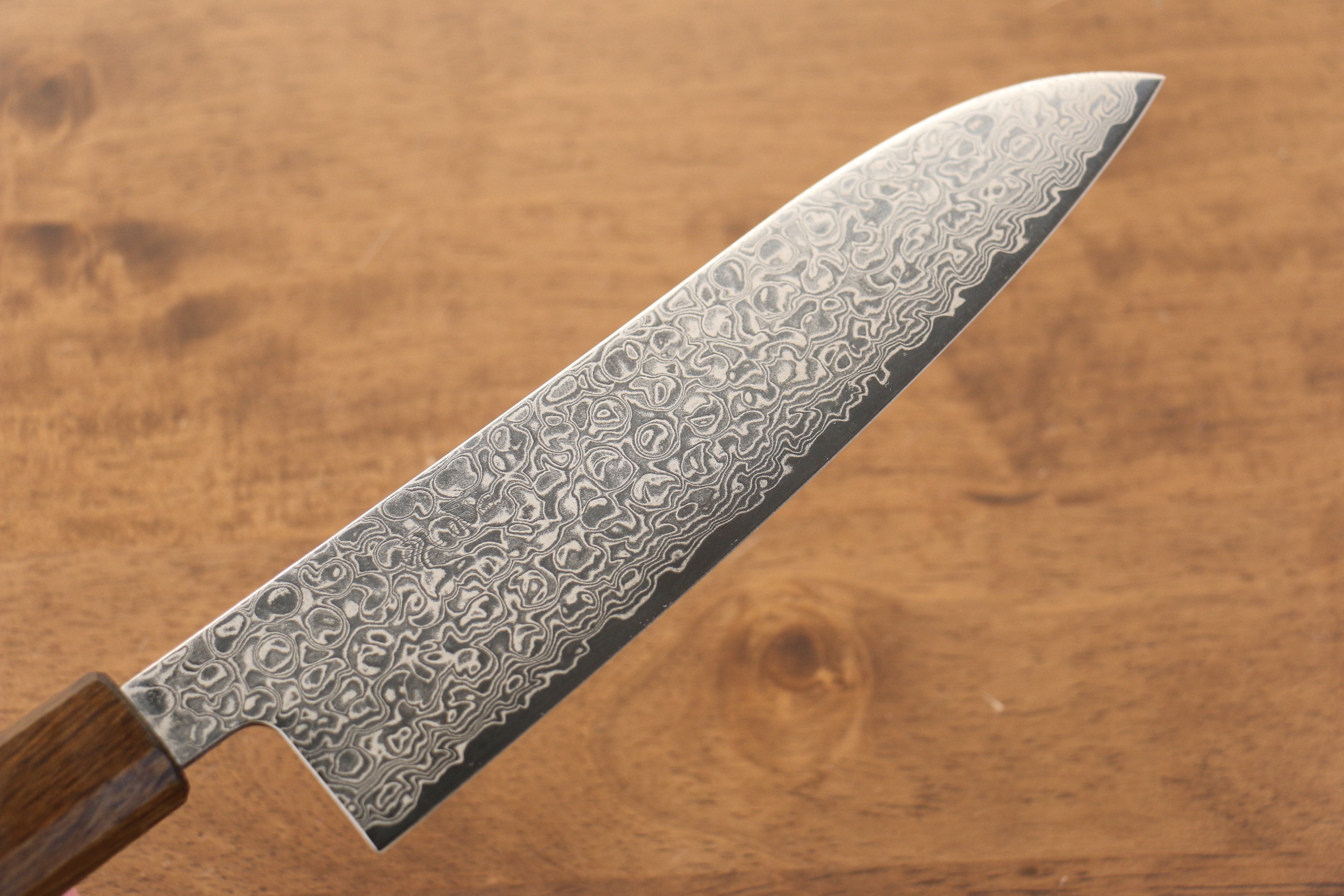 Seisuke ZA-18 Mirrored Finish Damascus Santoku 180mm Oak Handle - Seisuke Knife