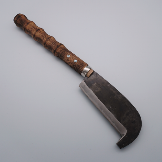 Sakai Takayuki Carbon Steel Black Finished Nata Hatchet with Guard - Seisuke Knife