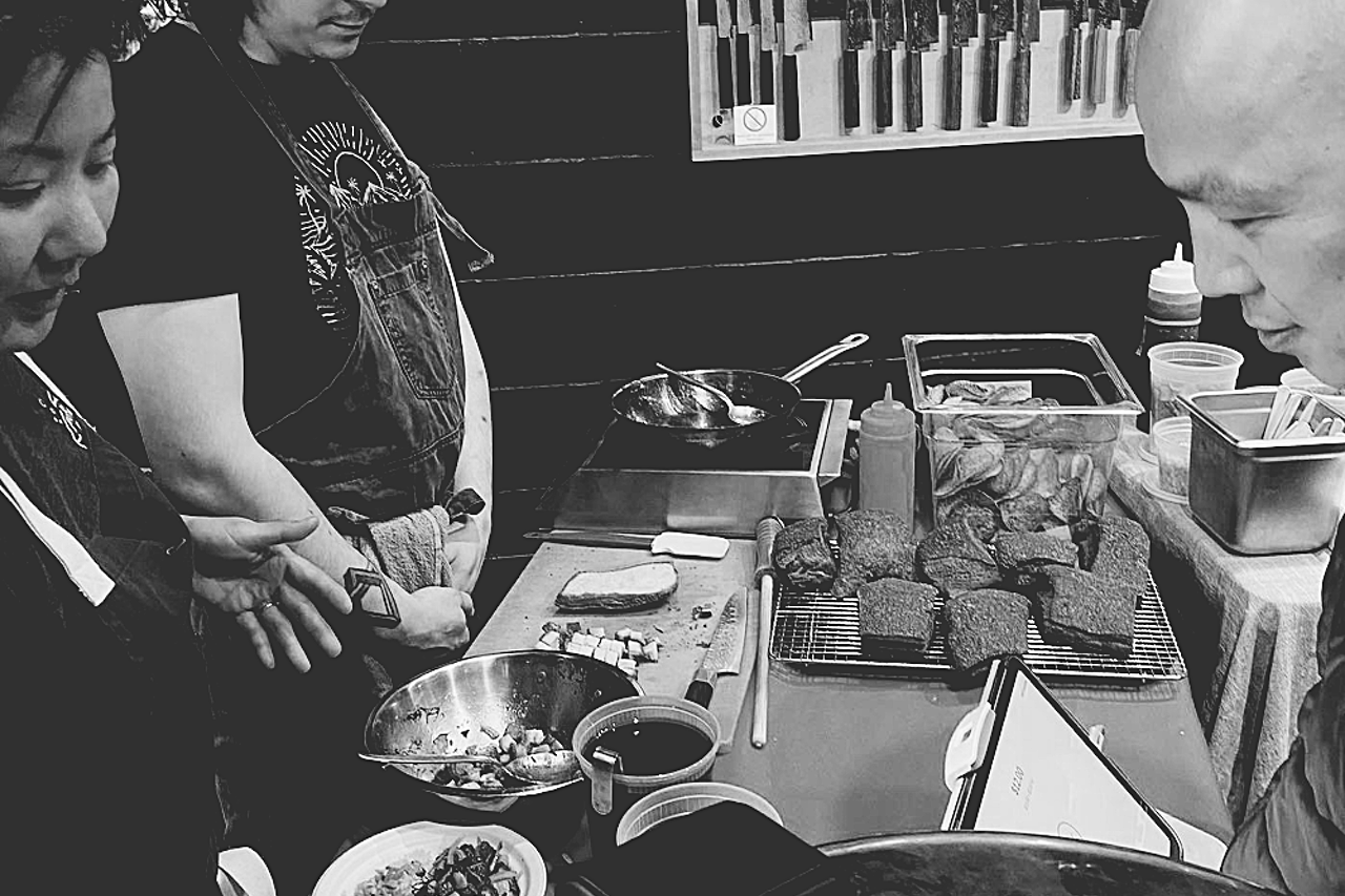 Chef's Night X Vedran Jordan - Fueled by Thaan Charcoal - Seisuke Knife