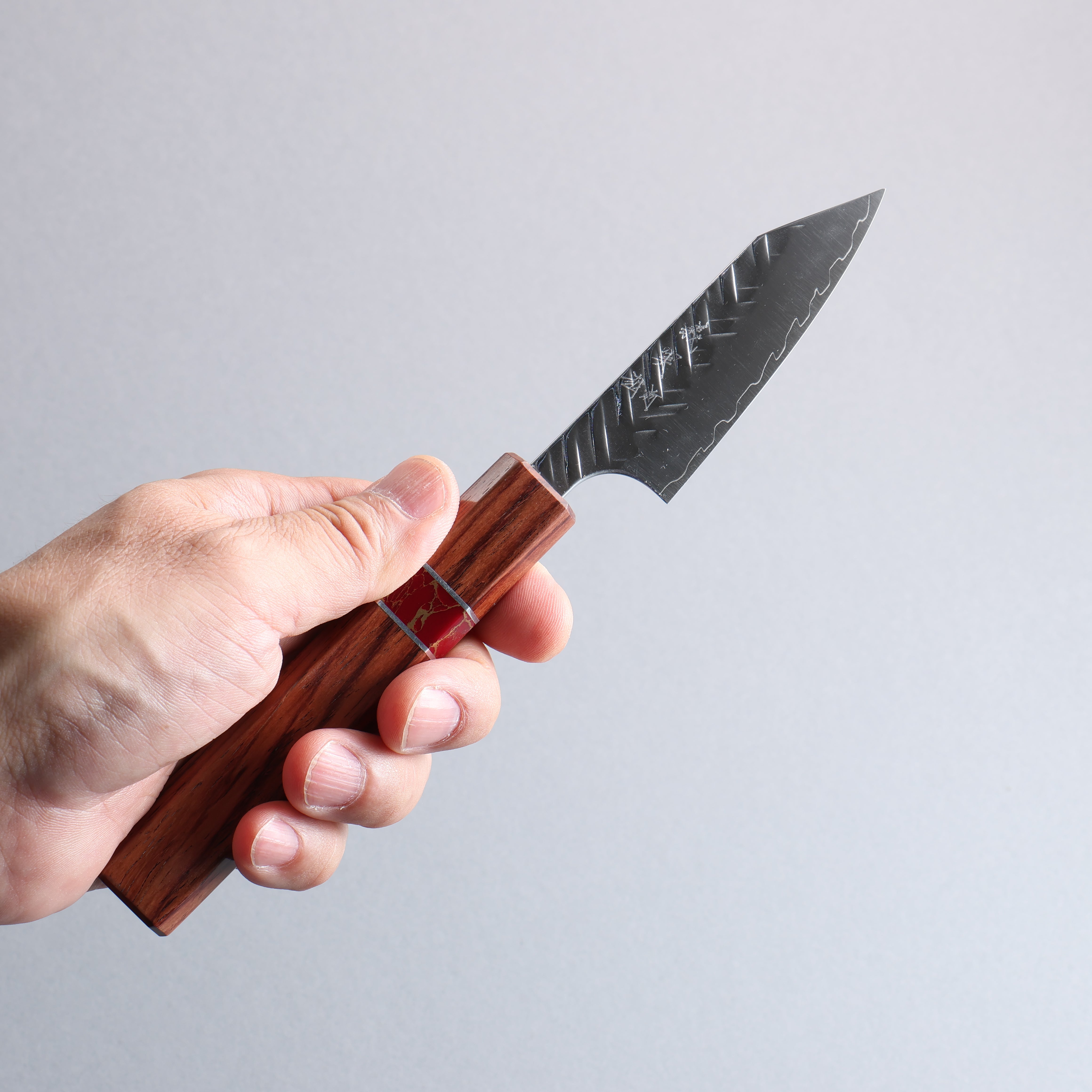 Yoshimi Kato SPG STRIX V-Hammered Kiritsuke Paring 75mm Rosewood & Red Turquoise Ring Handle - Seisuke Knife