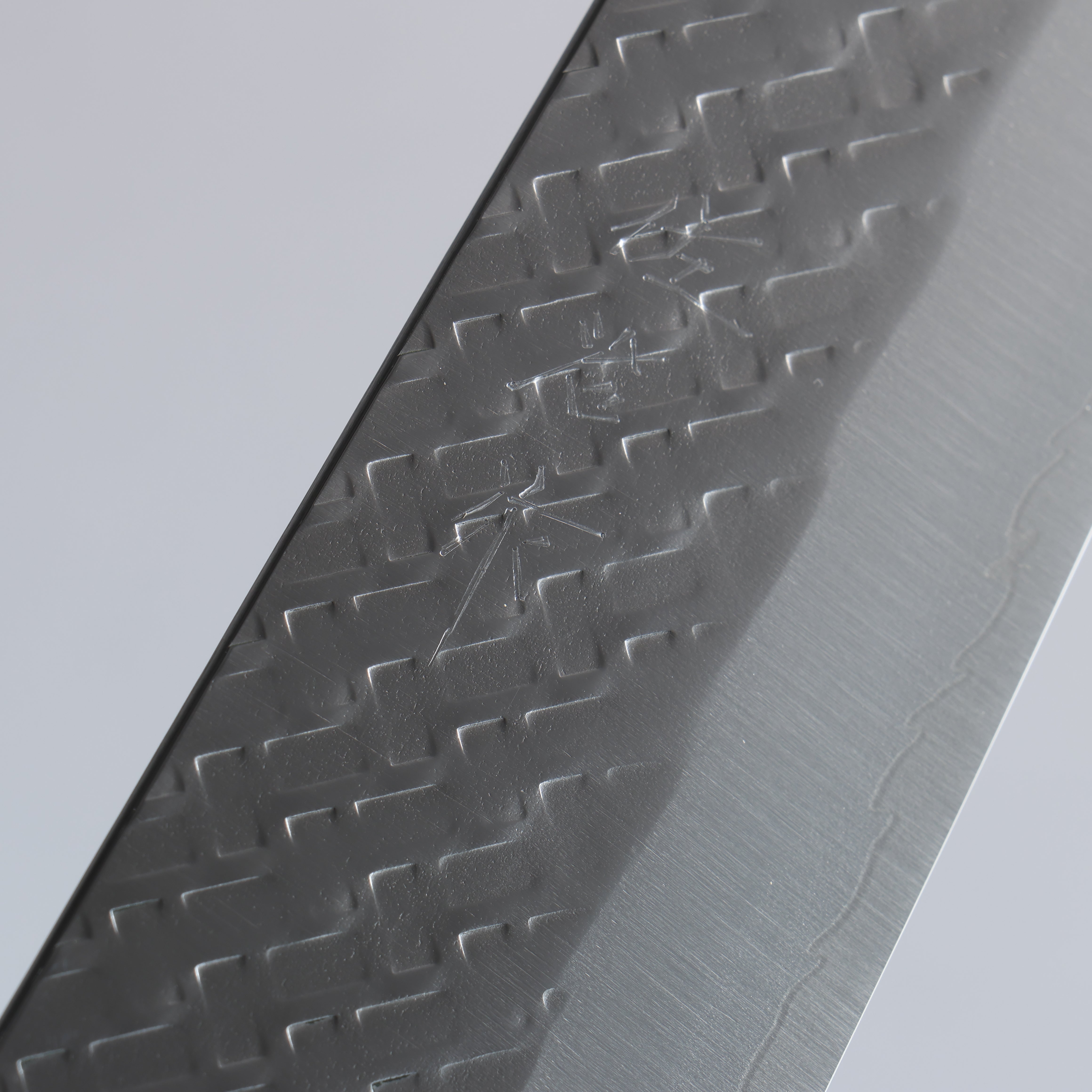 Takeshi Saji SPG STRIX Hammered Migaki Finished Gyuto  210mm Blue Stabilized Wood (with White and Black Ring) Handle - Seisuke Knife