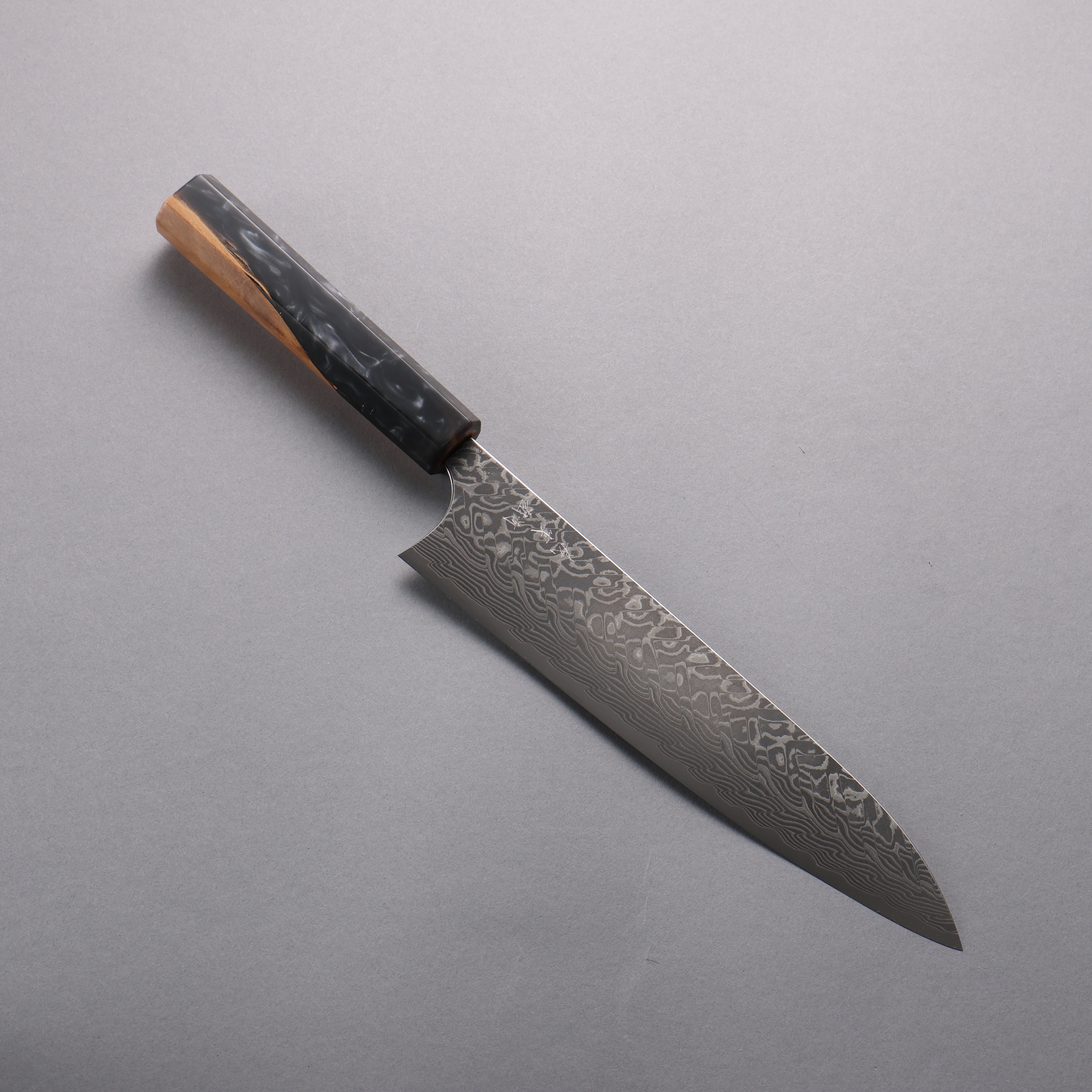 Yoshimi Kato SG2 Black Damascus Gyuto  210mm Olive Tree and Black/White Marble Resin Handle - Seisuke Knife