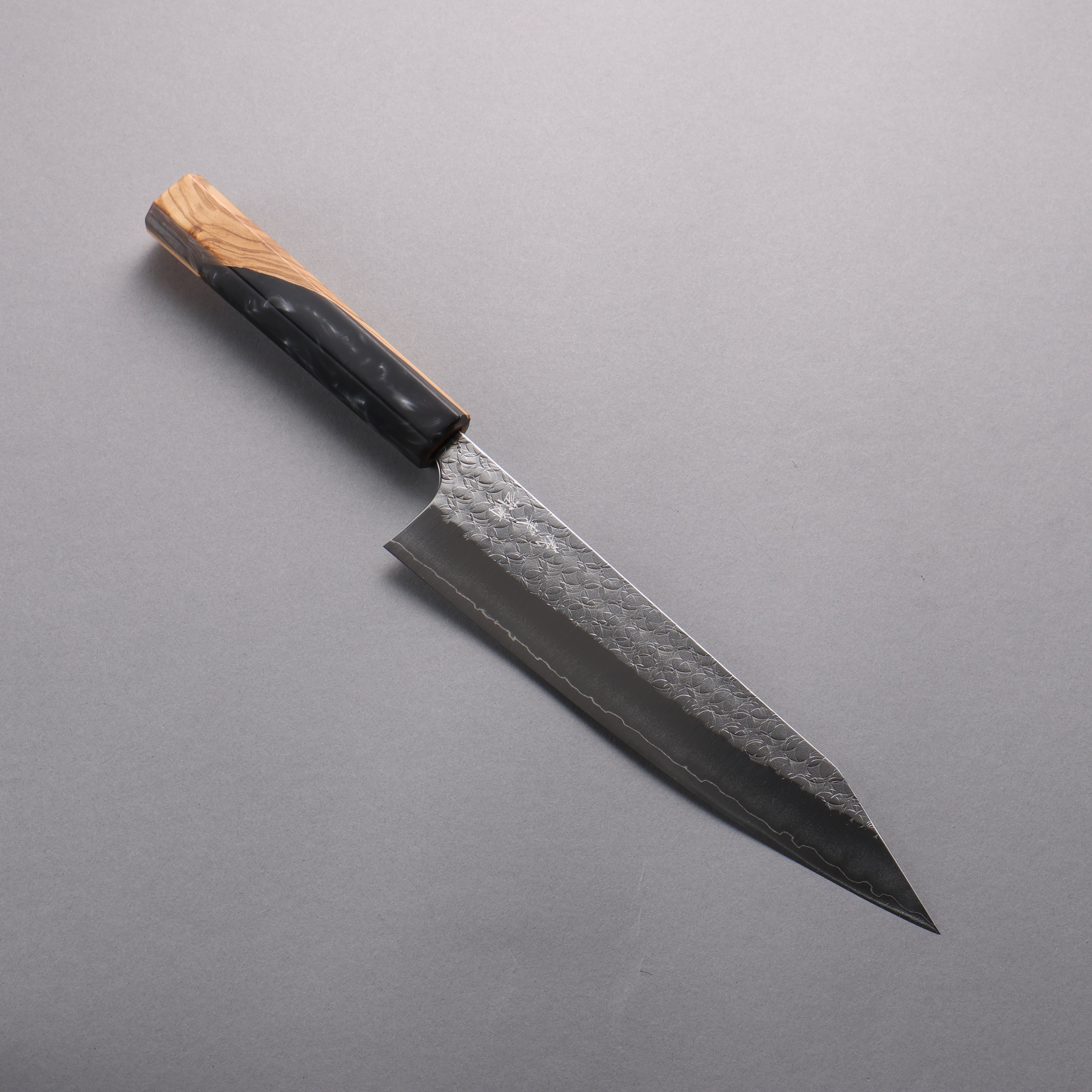 Yoshimi Kato Minamo SG2 Hammered Kiritsuke Gyuto  210mm Olive Tree and Black/White Marble Resin Handle - Seisuke Knife