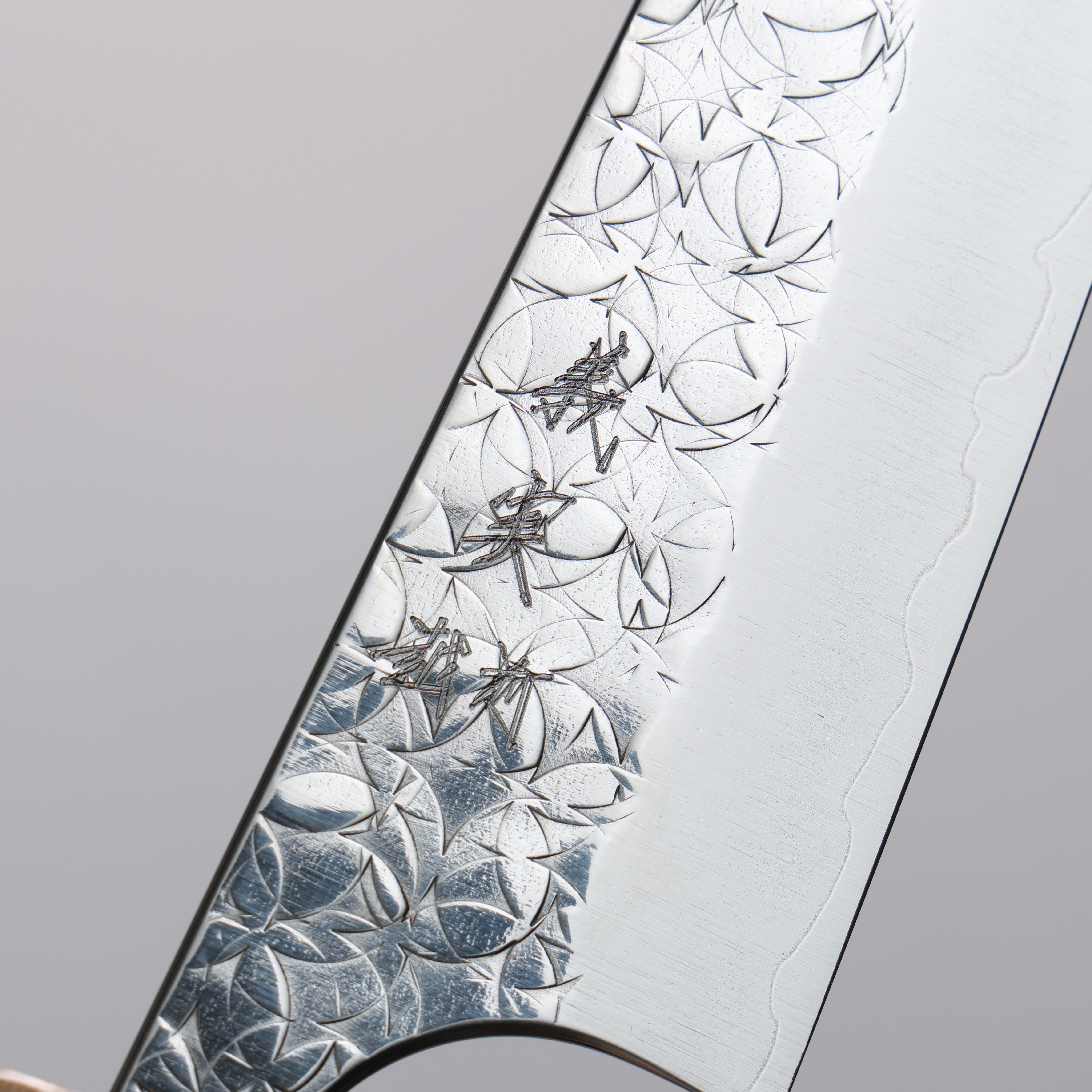 Yoshimi Kato Minamo SG2 Hammered Petty-Utility  120mm Western style (blue) Handle - Seisuke Knife