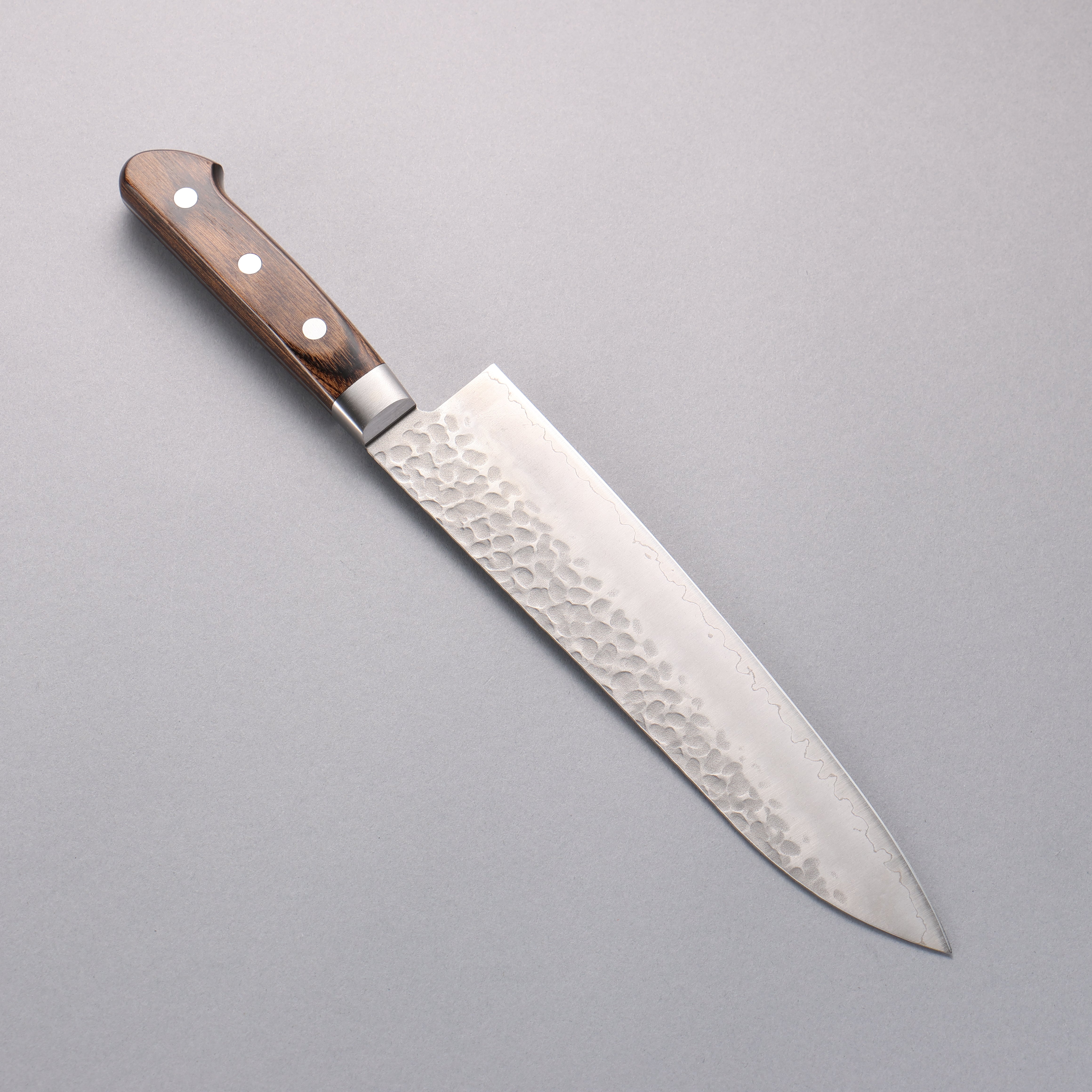 Seisuke AUS8 Hammered Gyuto 210mm Brown Pakkawood Handle - Seisuke Knife