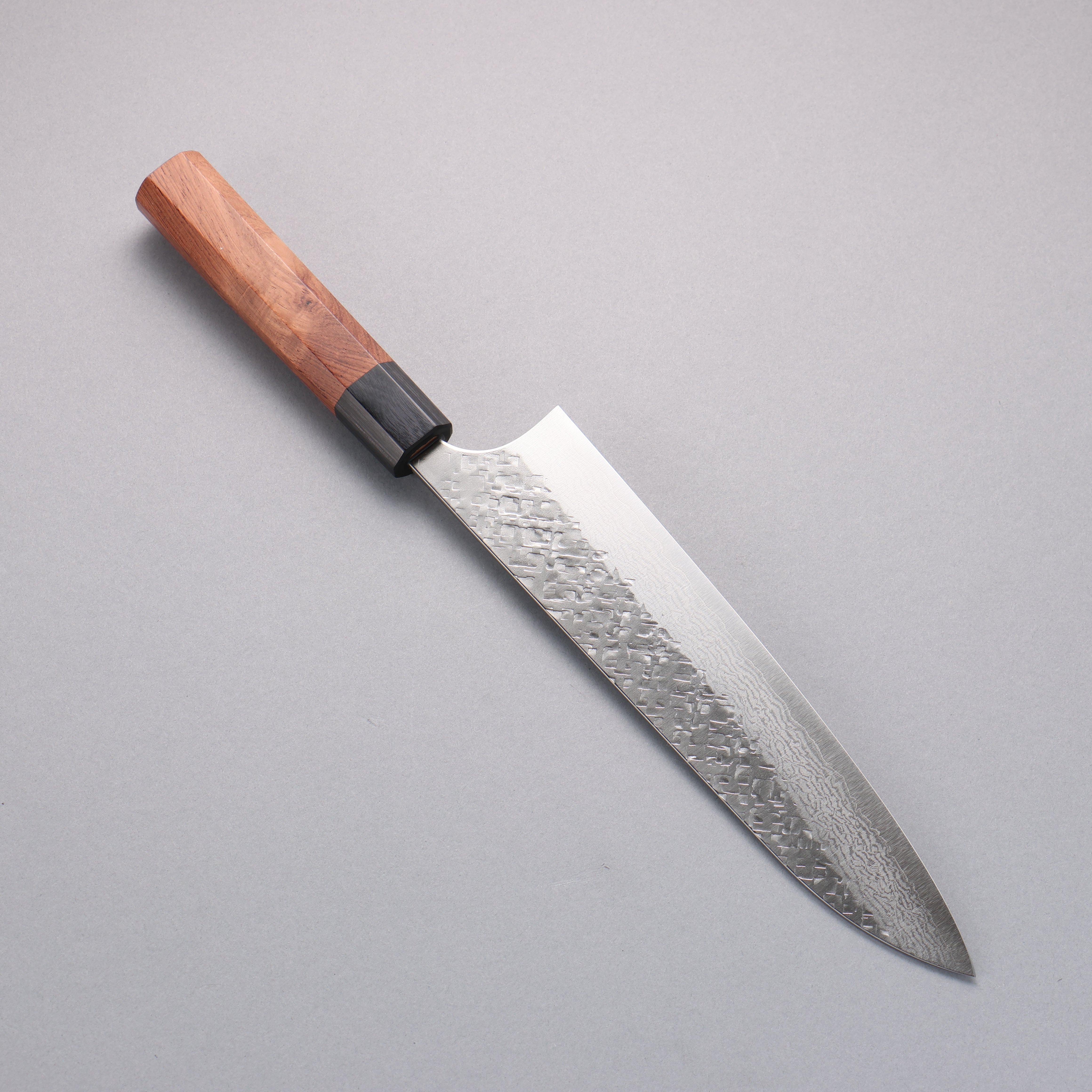 Yoshimi Kato VG10 Damascus Hammered(square) Gyuto  210mm Honduras (ferrule: Black Pakka wood) Handle - Seisuke Knife