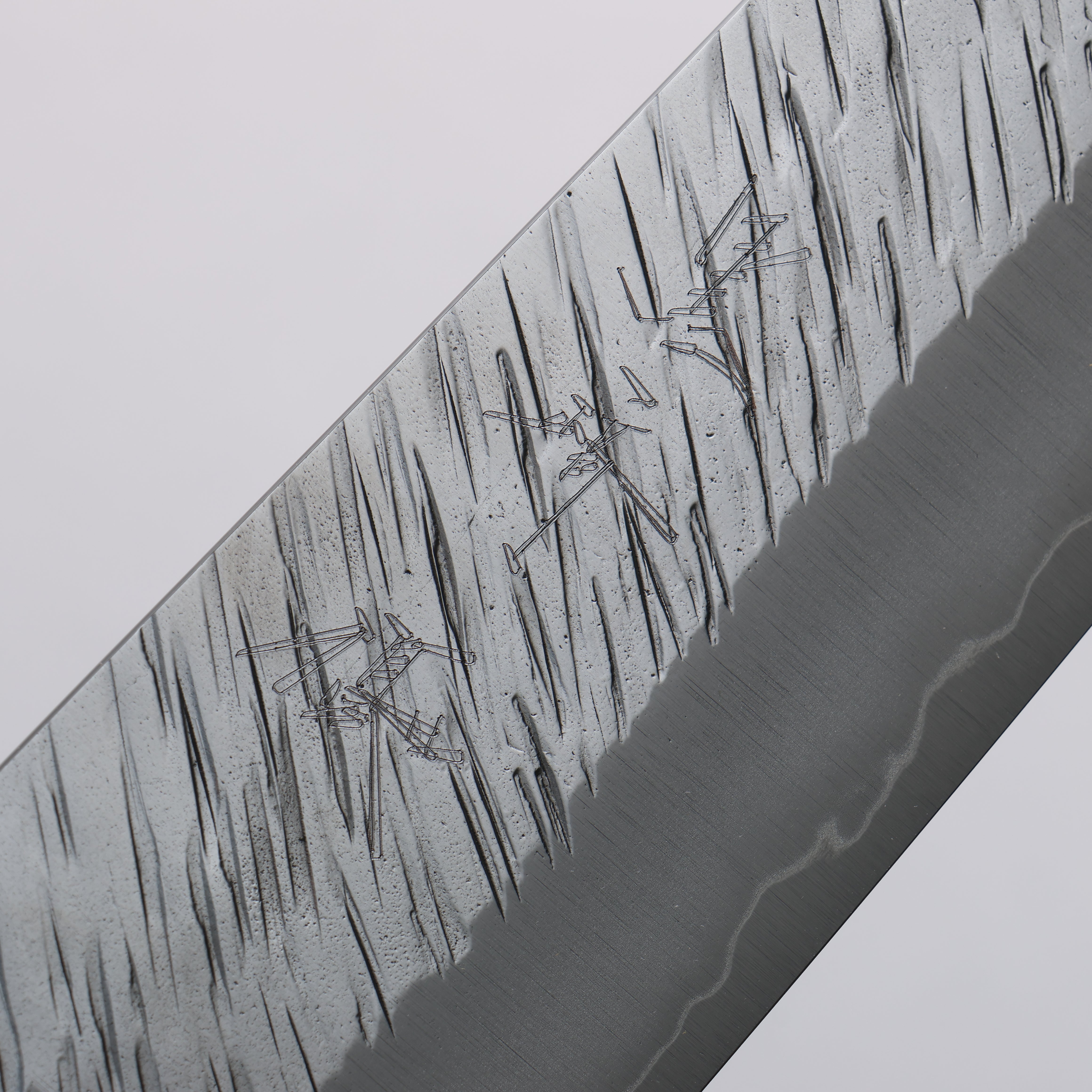 Yu Kurosaki Fujin SG2 Hammered Gyuto 240mm Chinese Quince (White Ferrule and End Cap) Handle - Seisuke Knife